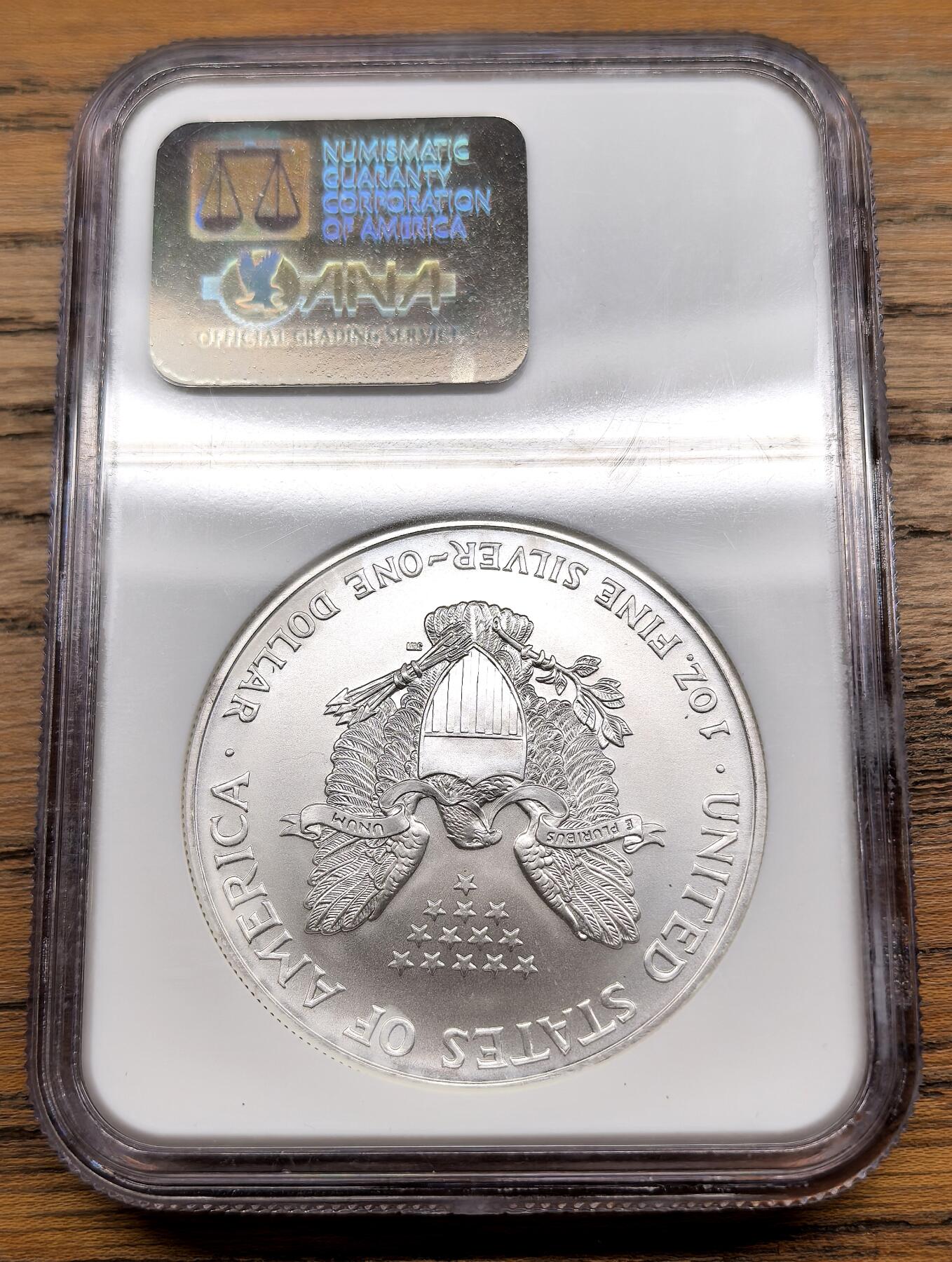 凡希社世界钱币微拍第三百零三期 2003美国行走女神DOLLAR大银NGC-MS69，含纯银1盎司