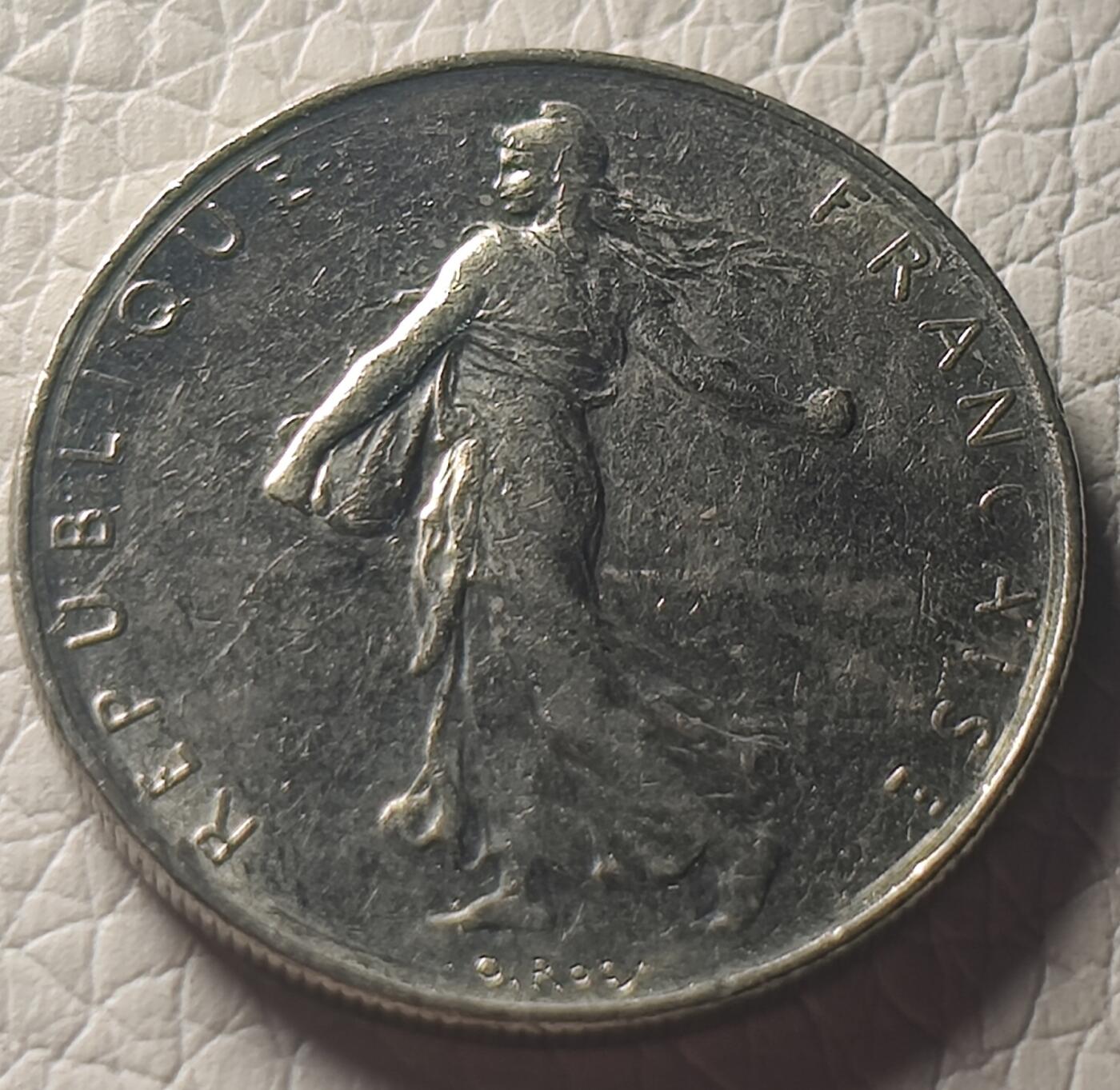 泉币菌-第26场-中外散币乐园 法国早期（1973年）1法郎镍币  播种女神