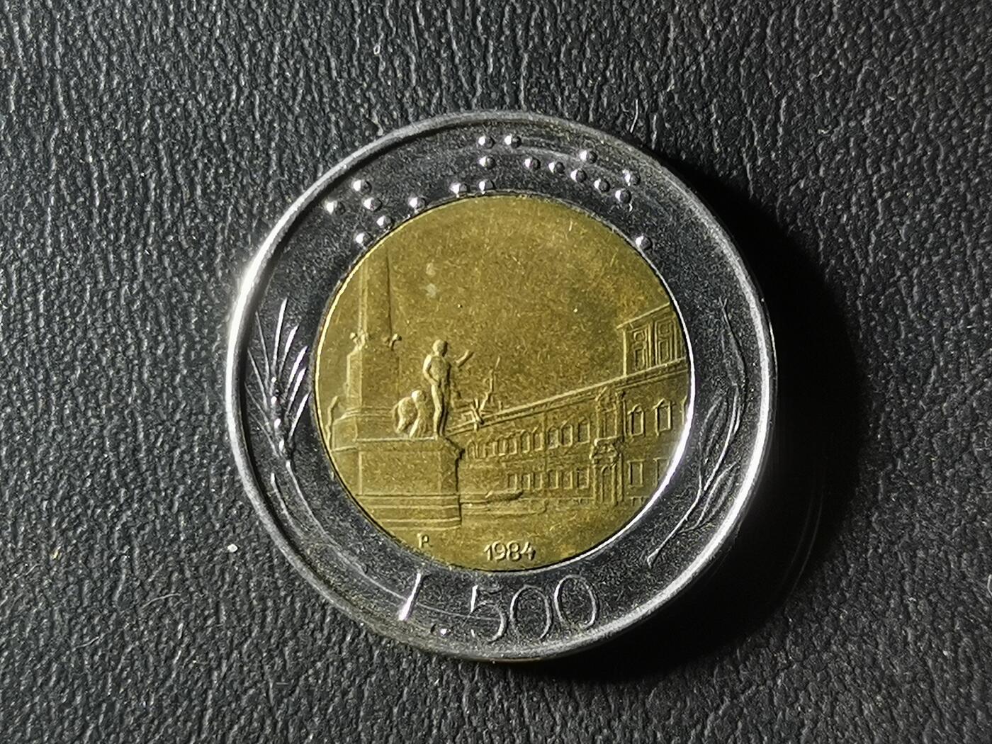 精美卫国战争胜利系列纪念钞币以及世界各国钱币专场 M44精美世界钱币