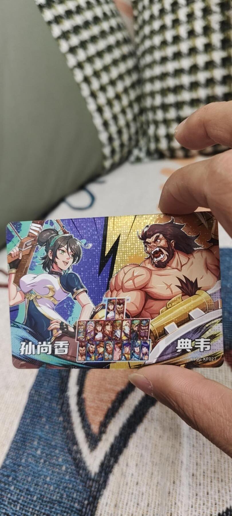 秋原瞳的小店第13期（阳春5月的夏天，是否还记得那个即将毕业分离曾为你撑伞的她） 卡游三国接机