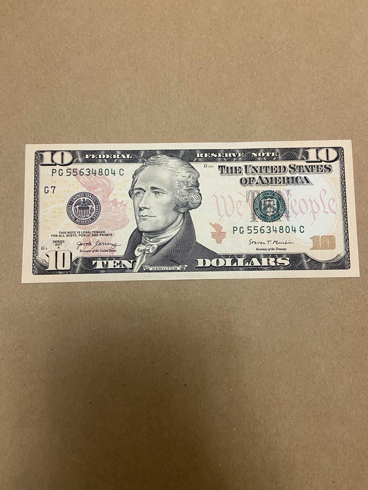 【炜奕收藏】，第三十四期，捷克初版，南非等多张纸币 2017年美国10美元，UNC品相