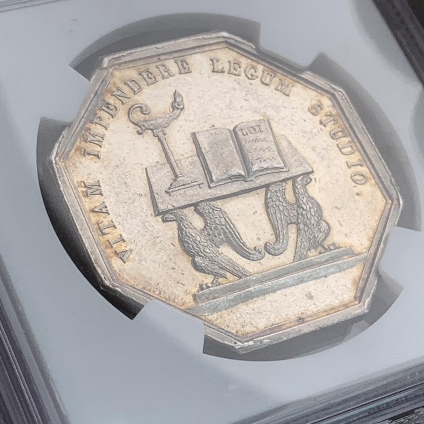 掌中浮雕-藏着的欧洲第027场