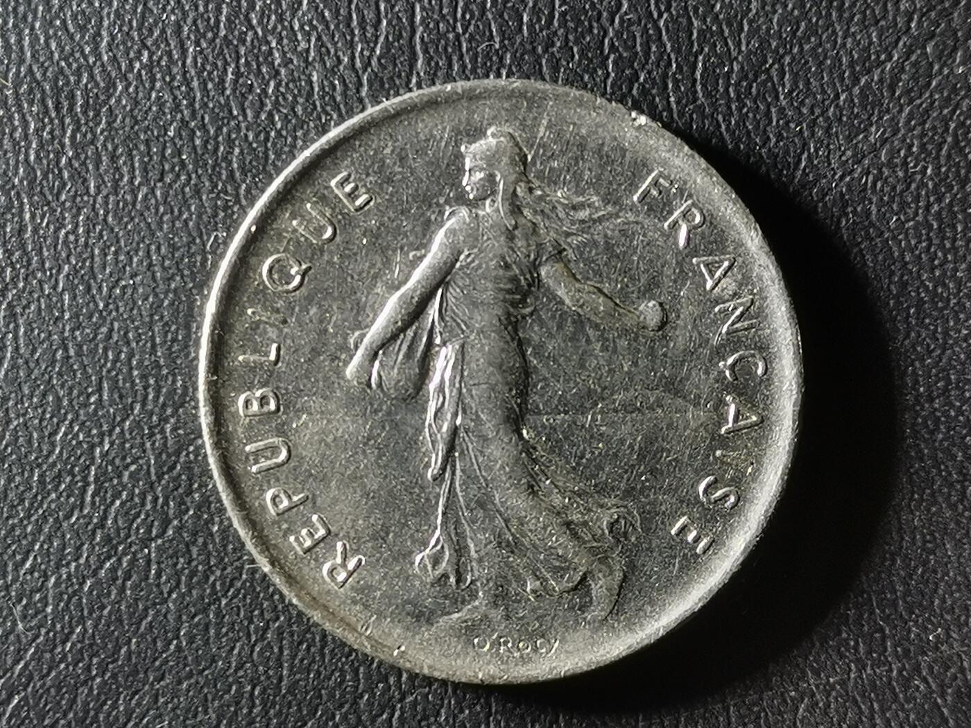 精美卫国战争胜利系列纪念钞币以及世界各国钱币专场 M57精美世界钱币