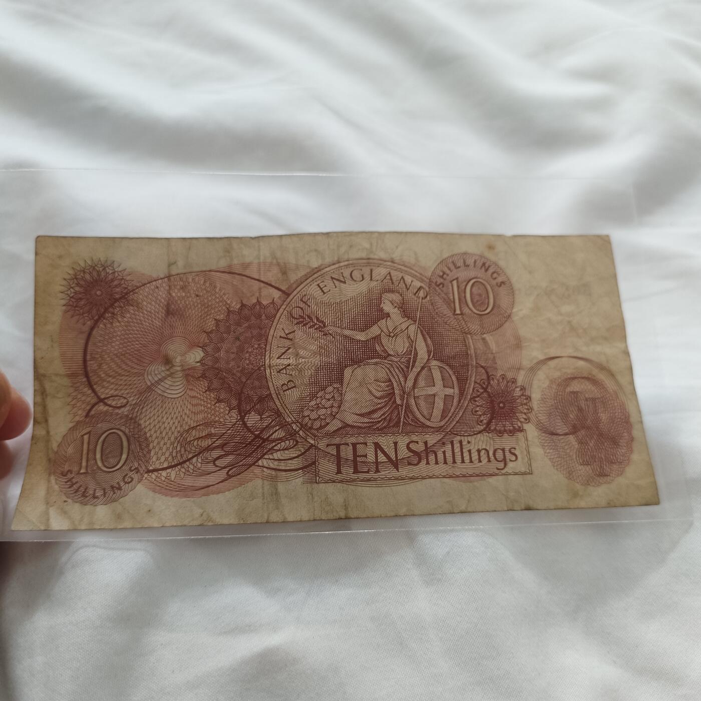 泡泡币外币第三十三场可代拍15038385335微信 英国十先令