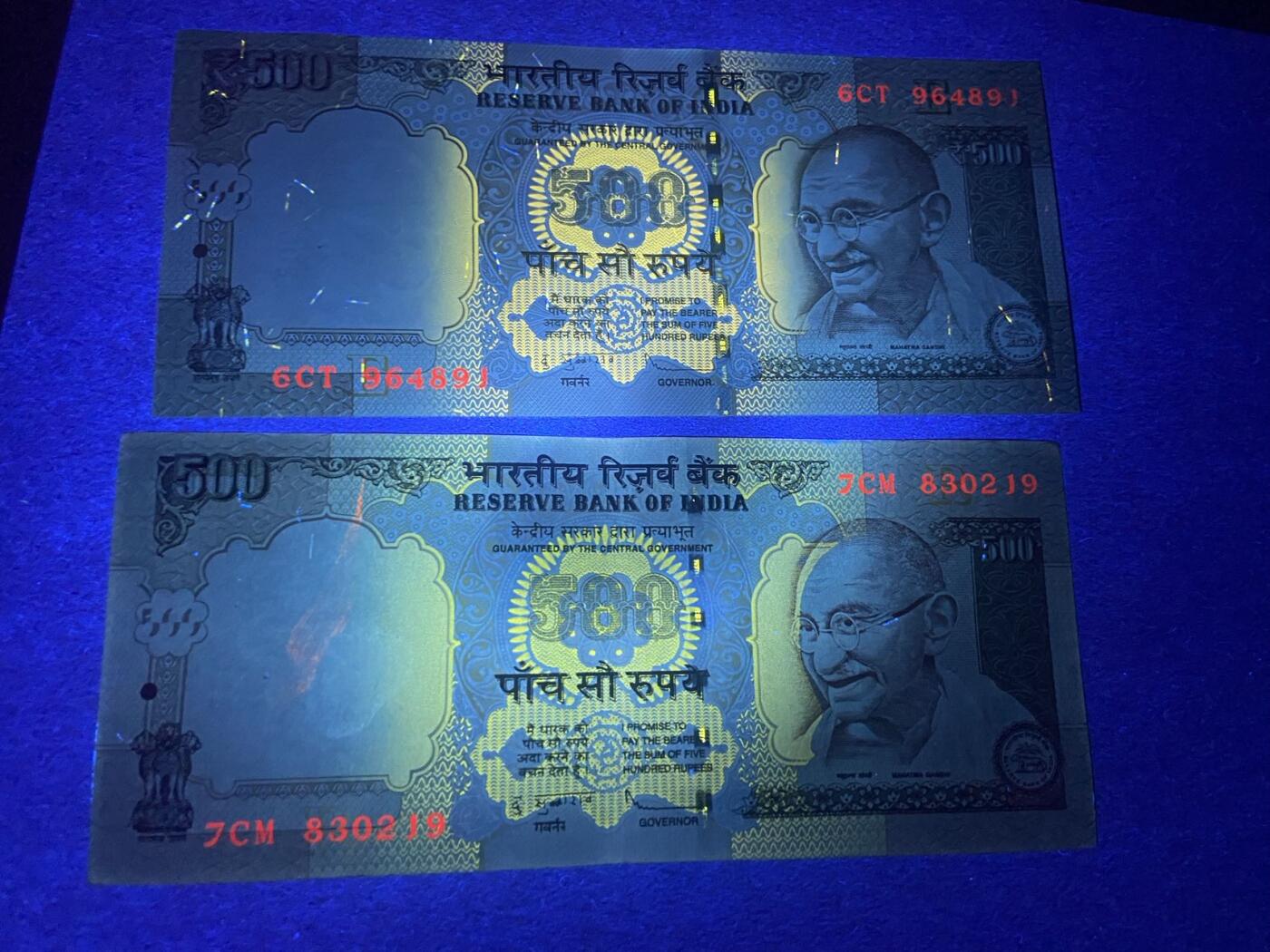 【炜奕收藏】，第三十四期，捷克初版，南非等多张纸币 印度上版本500卢比，流通品相-UNC-品相，均有针孔