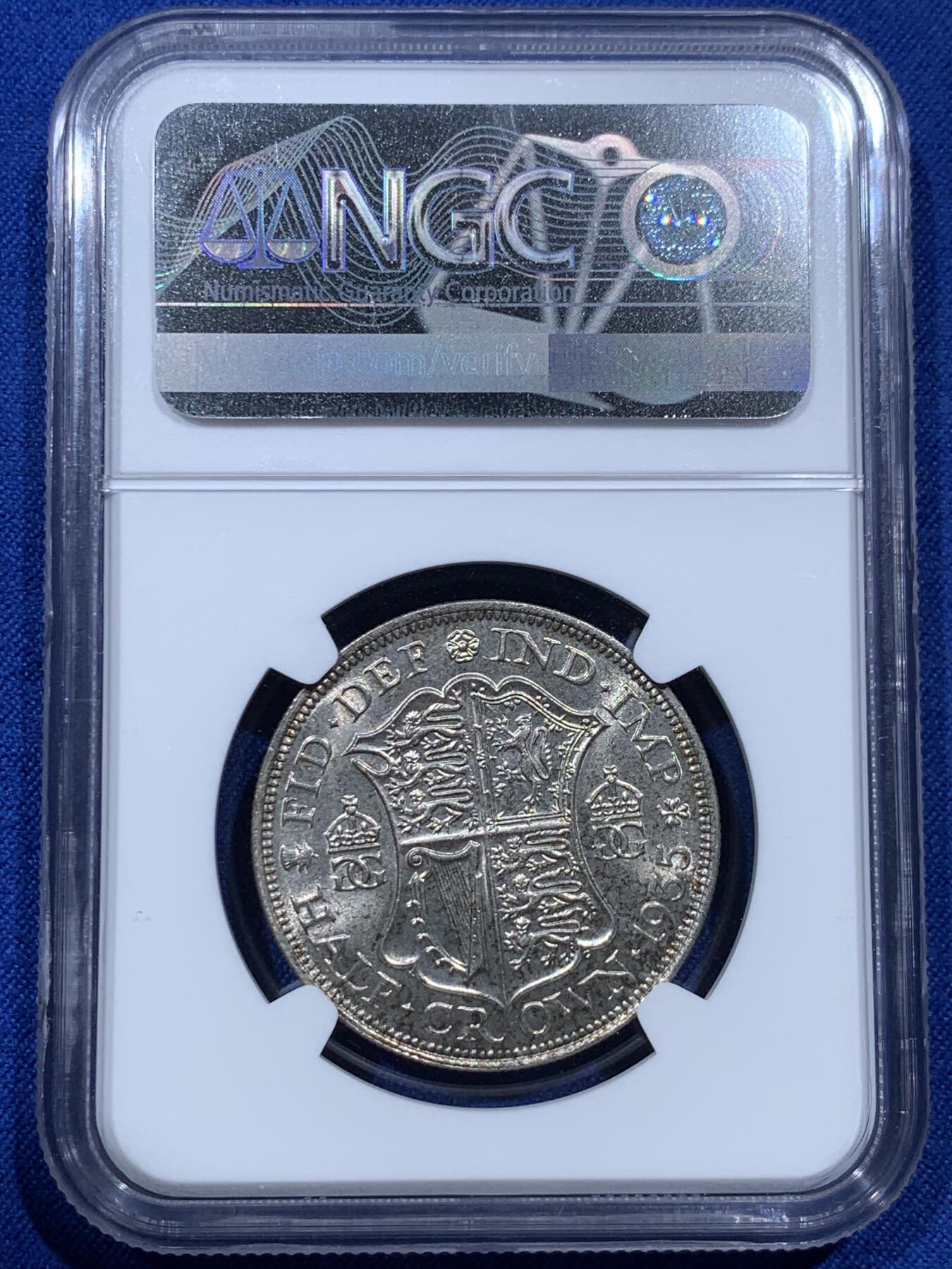 《竞宝斋》第380场 周日，周一 2场连拍 （全场包邮） NGC MS63 英国 1935年 乔治五世1/2克朗银币