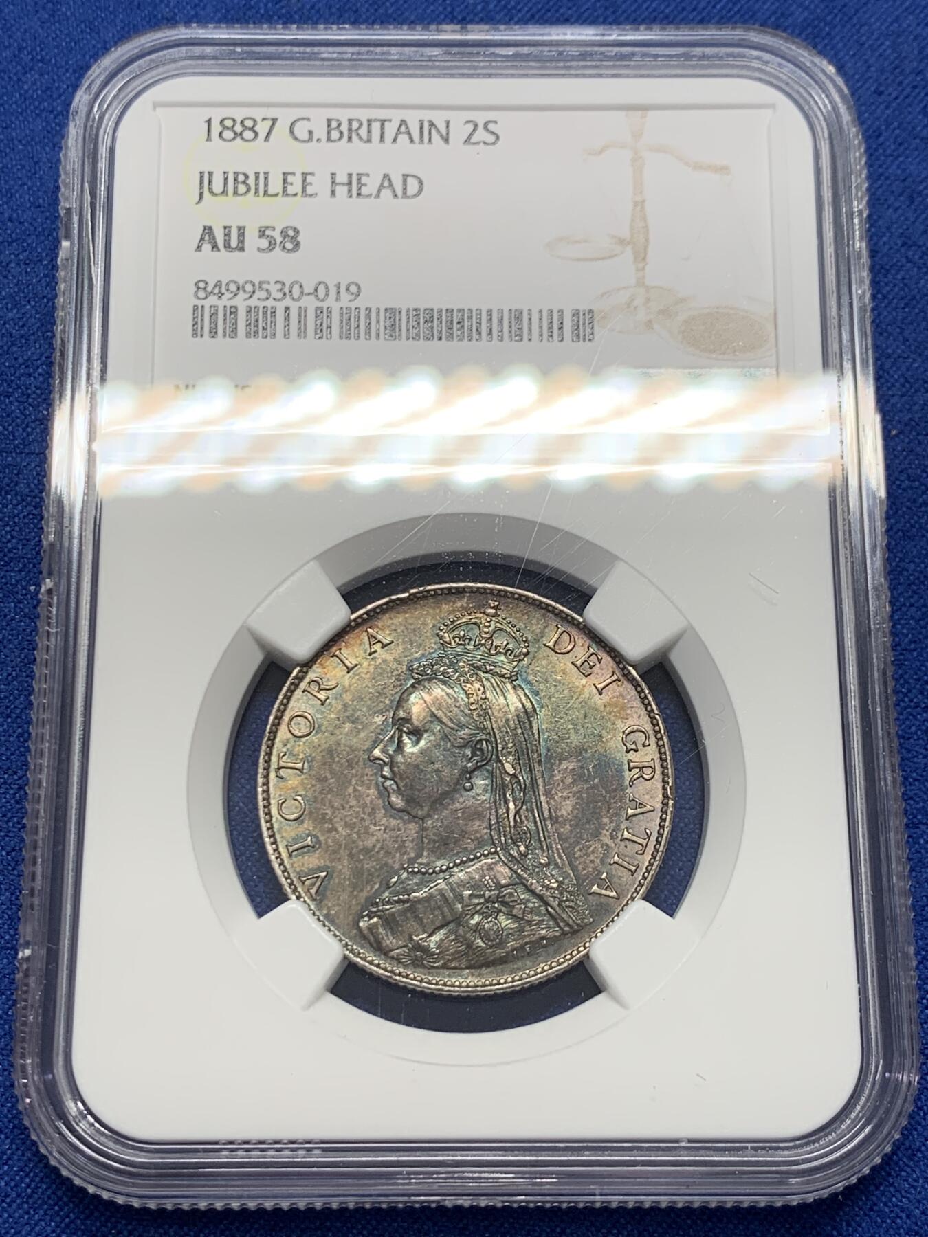 《竞宝斋》第380场 周日，周一 2场连拍 （全场包邮） NGC AU58 英国1887年维多利亚高冠2先令银币