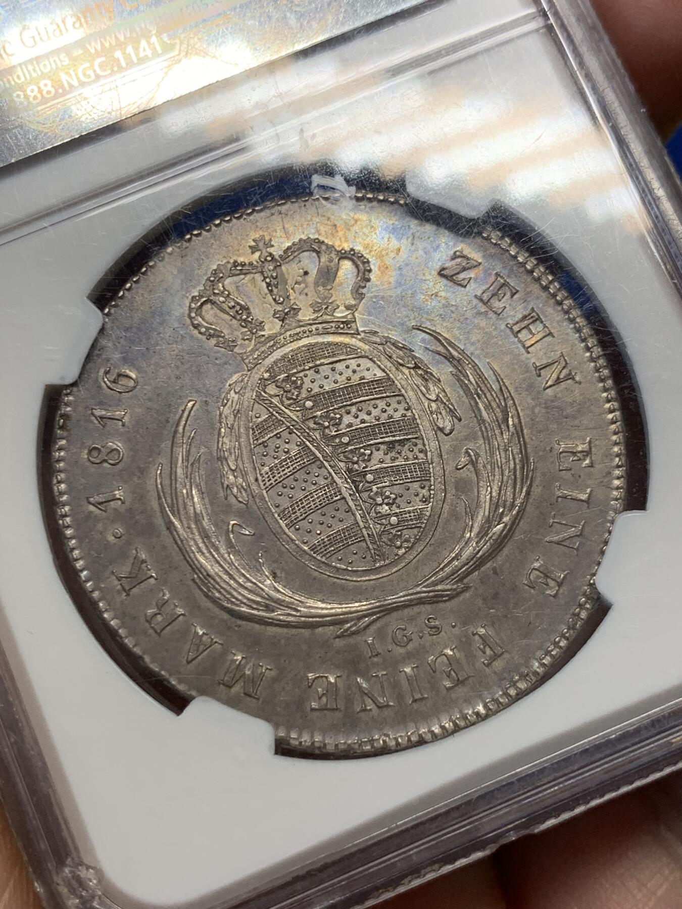 《竞宝斋》第380场 周日，周一 2场连拍 （全场包邮） 冠军分 NGC MS63 德国 1816 萨克森王国  奥古斯特一世 泰勒大银币 双面深打 老盒严评 PL底板 小盾徽版 值得入藏