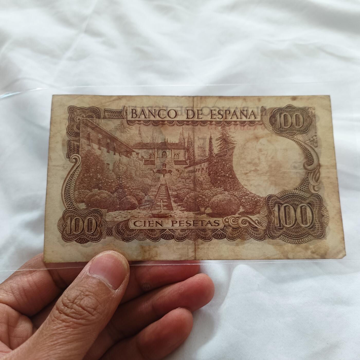 泡泡币外币第三十三场可代拍15038385335微信 西班牙…100皮