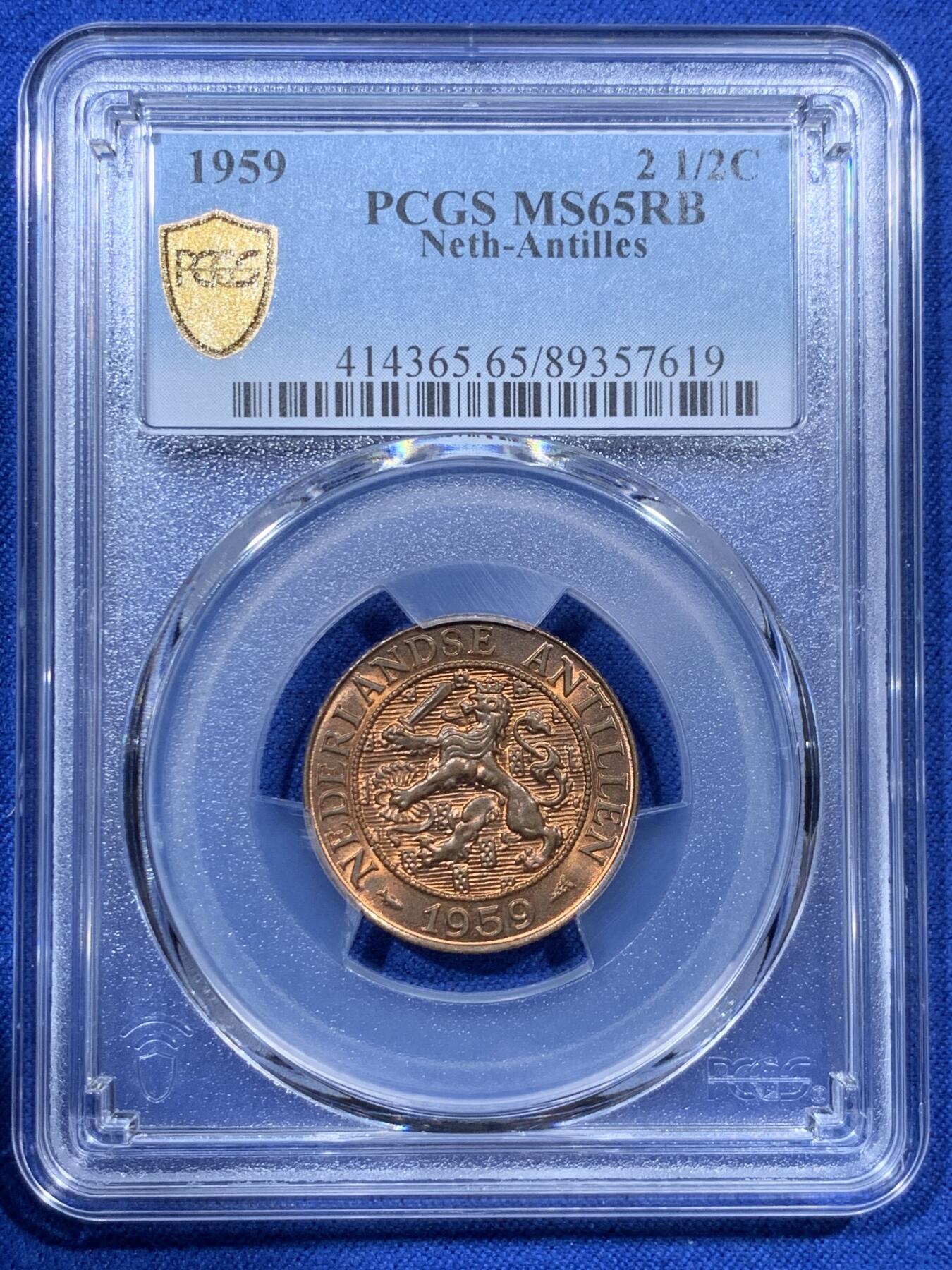 《竞宝斋》第380场 周日，周一 2场连拍 （全场包邮） PCGS MS65RB 高分 少见品种 1959荷属安地列斯 2.5分铜币 铜光漂亮 细节清晰 特别是狮子栩栩如生 可藏