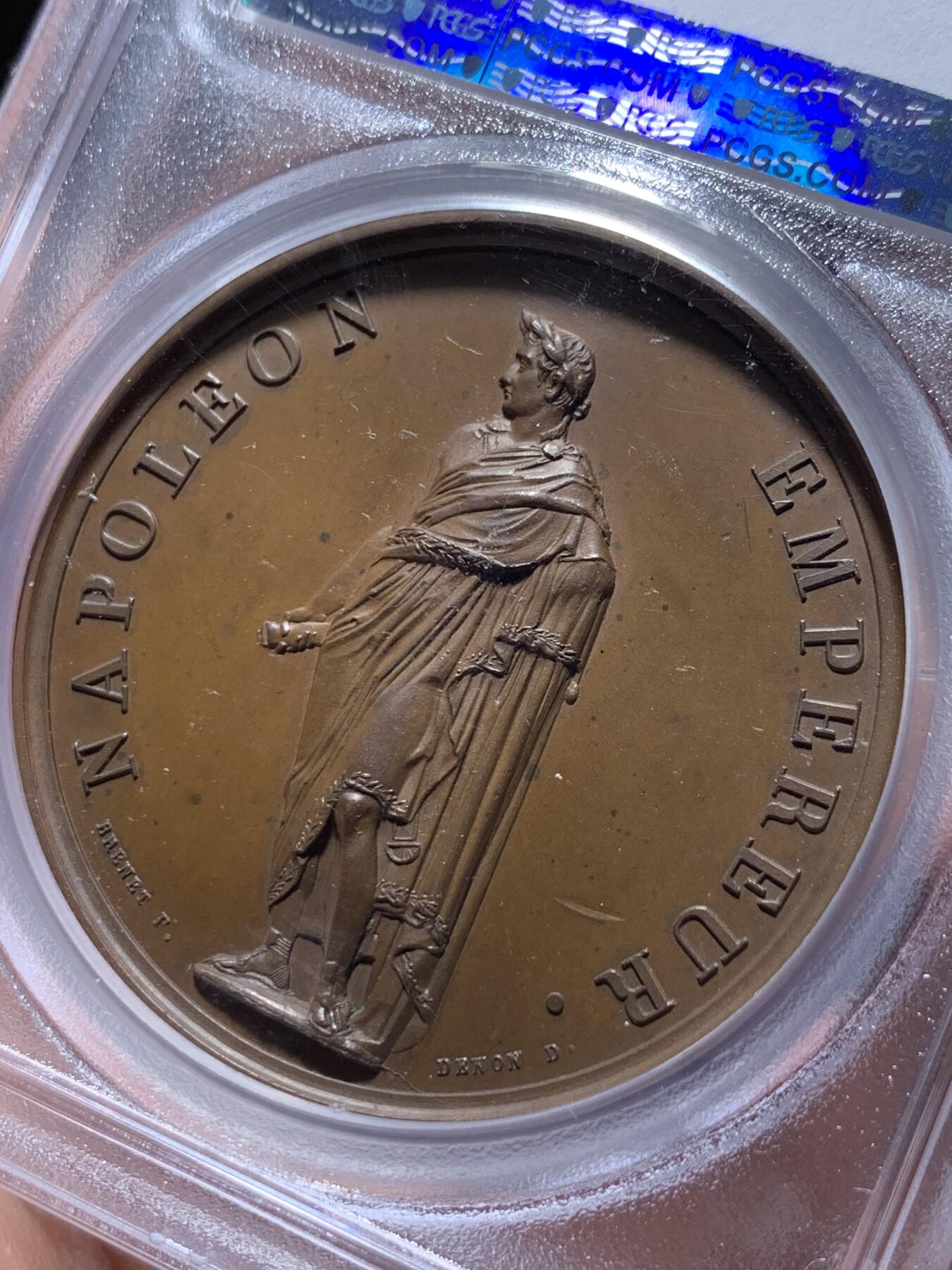 《竞宝斋》第381场 周日，周一 2场连拍 （全场包邮） PCGS SP64 冠军分+官网封面广告章 法国1804年拿破仑法典颁布原铸大铜章，全身像拿破仑与雅典娜女神，彰显拿皇的文治武功。拿破仑法典为世界最早的民法典，经多次修改后沿用至今，影响深远，是各国近代立法的规范