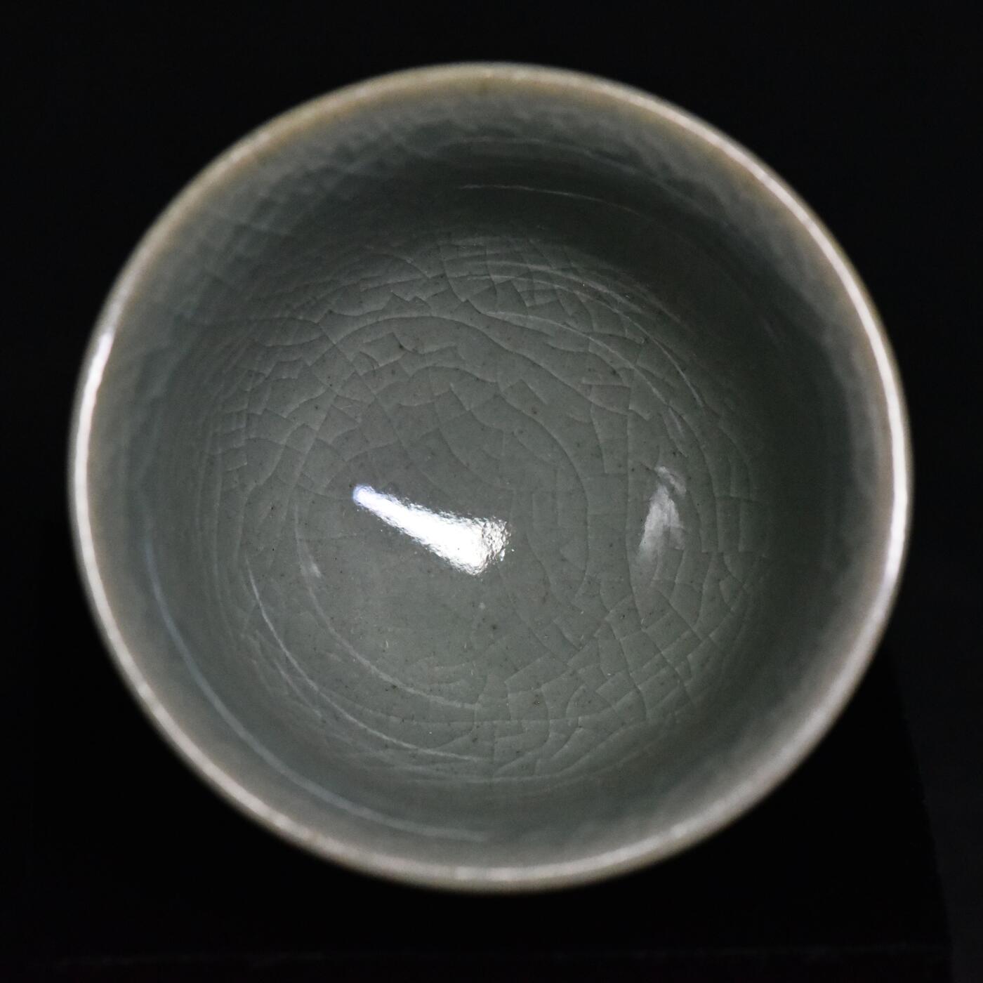 【良泉】5月22日19:30【直播场】228件，上半年最后一场（本场结束后外出度假。之前预存钱币的朋友请告知，将连同本场拍品一起邮寄，预祝诸位暑期愉快！） 【朝鲜】月城窑 象軒 青瓷茶杯