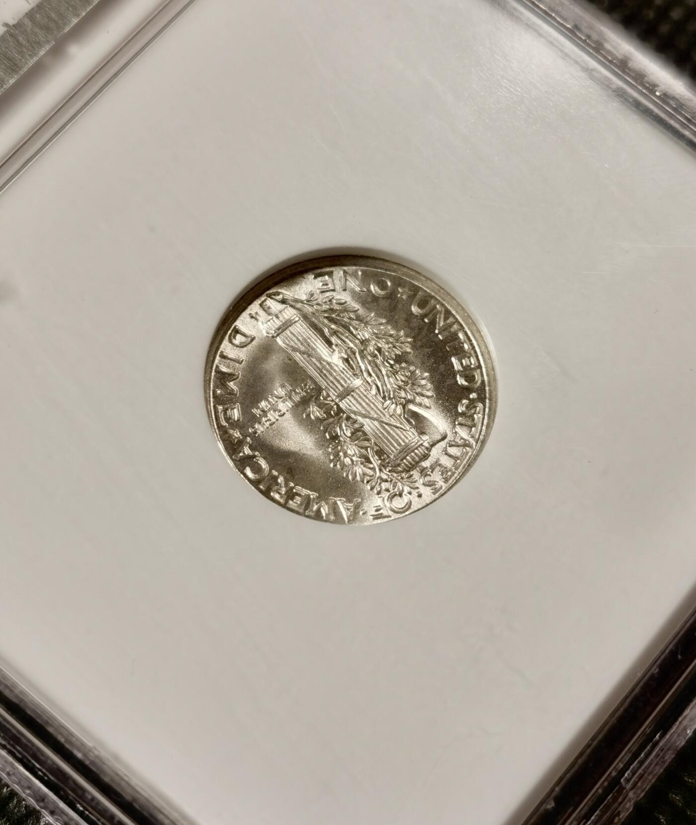  甄臻铺-美国银币专场-世界币章拍卖（第17期），送拍享返佣金等优惠多多 NGC-MS65 1936年美国墨丘利小飞侠，少见年份，老盒子