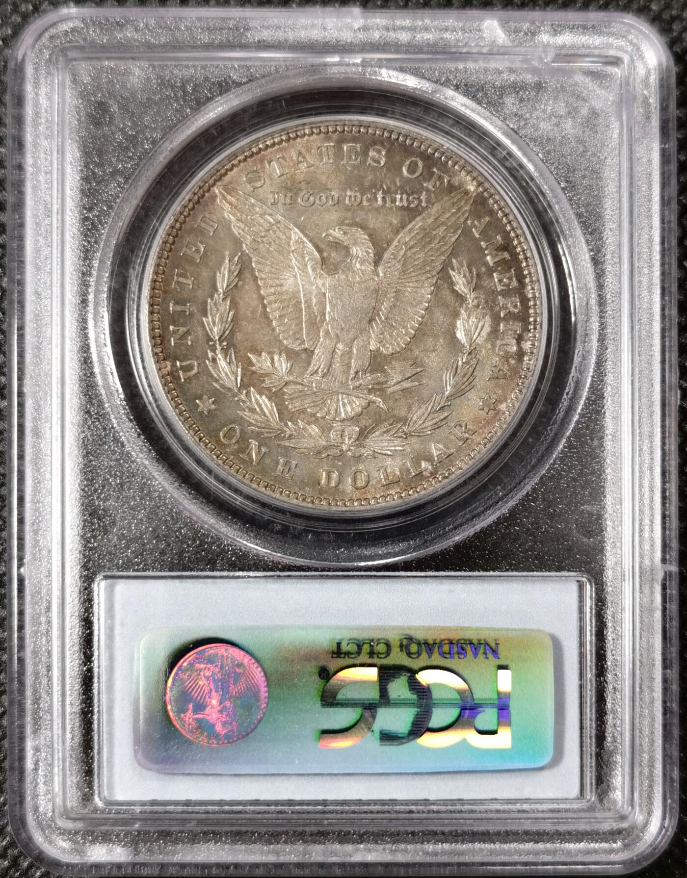  甄臻铺-美国银币专场-世界币章拍卖（第17期），送拍享返佣金等优惠多多 PCGS-MS64 美国1887摩根银币一元，双面酱彩色配经典美式包浆，盒子底部有小裂