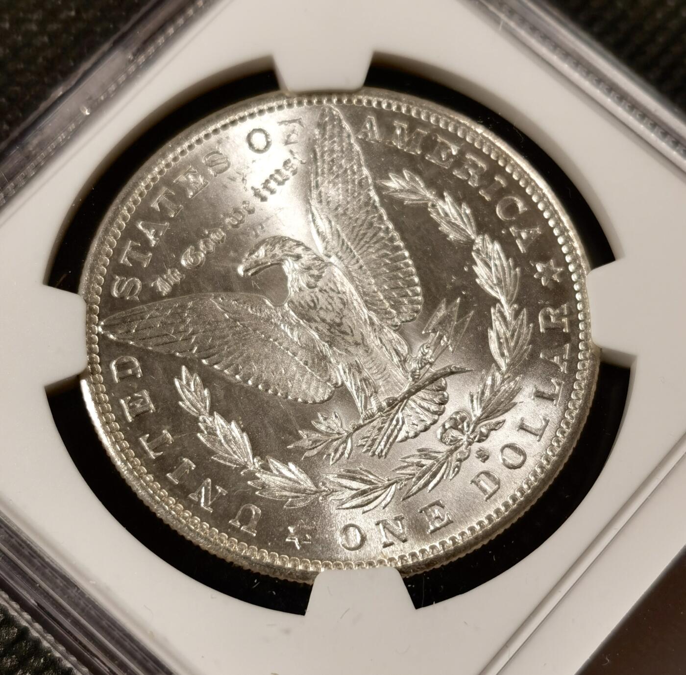  甄臻铺-美国银币专场-世界币章拍卖（第17期），送拍享返佣金等优惠多多 NGC-MS63 1881年S版摩根，镜面质感，目测低评