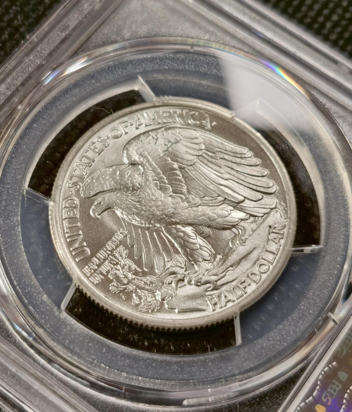  甄臻铺-美国银币专场-世界币章拍卖（第17期），送拍享返佣金等优惠多多 PCGS-MS66 1943年美国行走女神半美元银币，少见高分