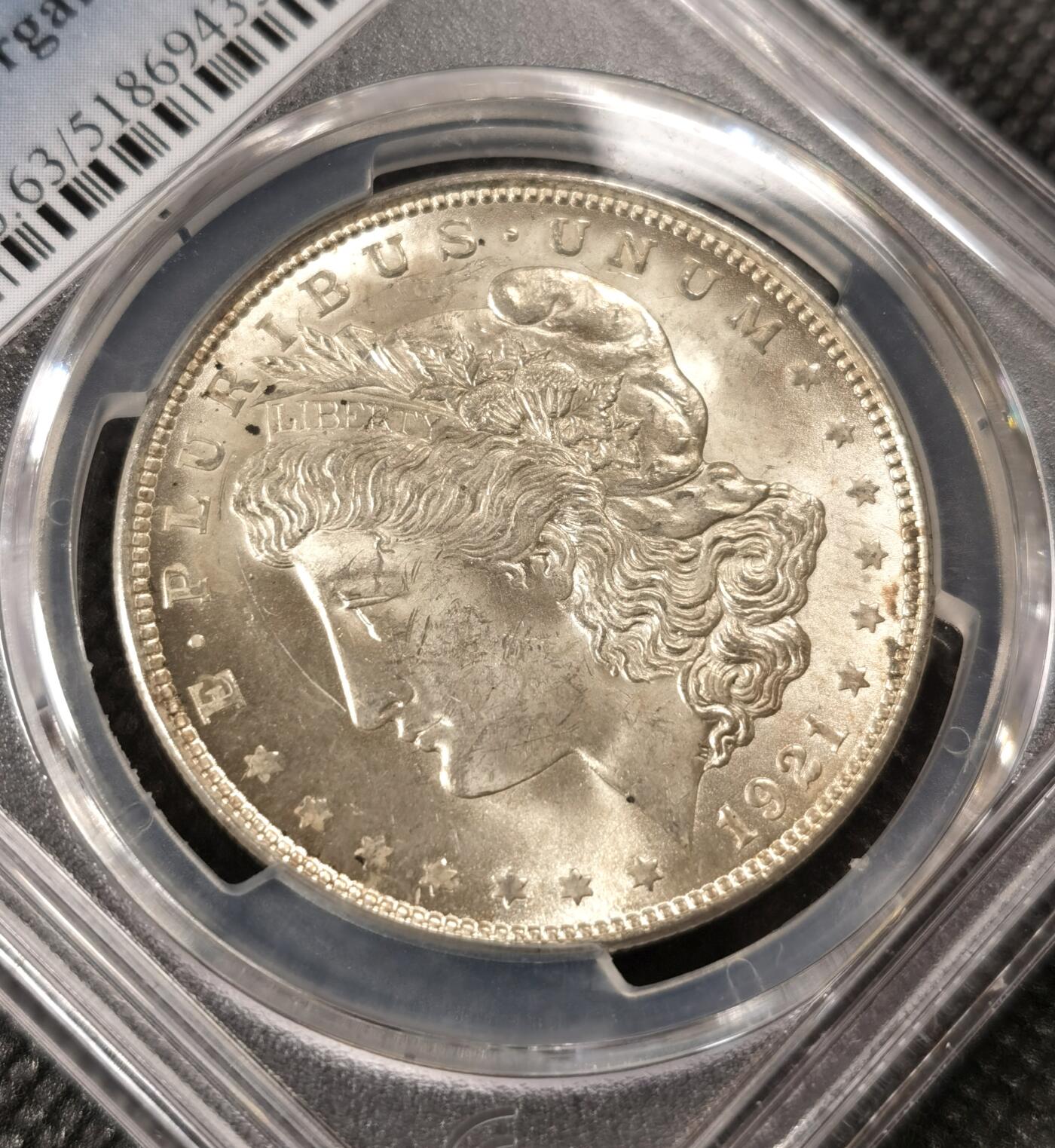  甄臻铺-美国银币专场-世界币章拍卖（第17期），送拍享返佣金等优惠多多 PCGS-MS63 1921年摩根淡淡金色包浆