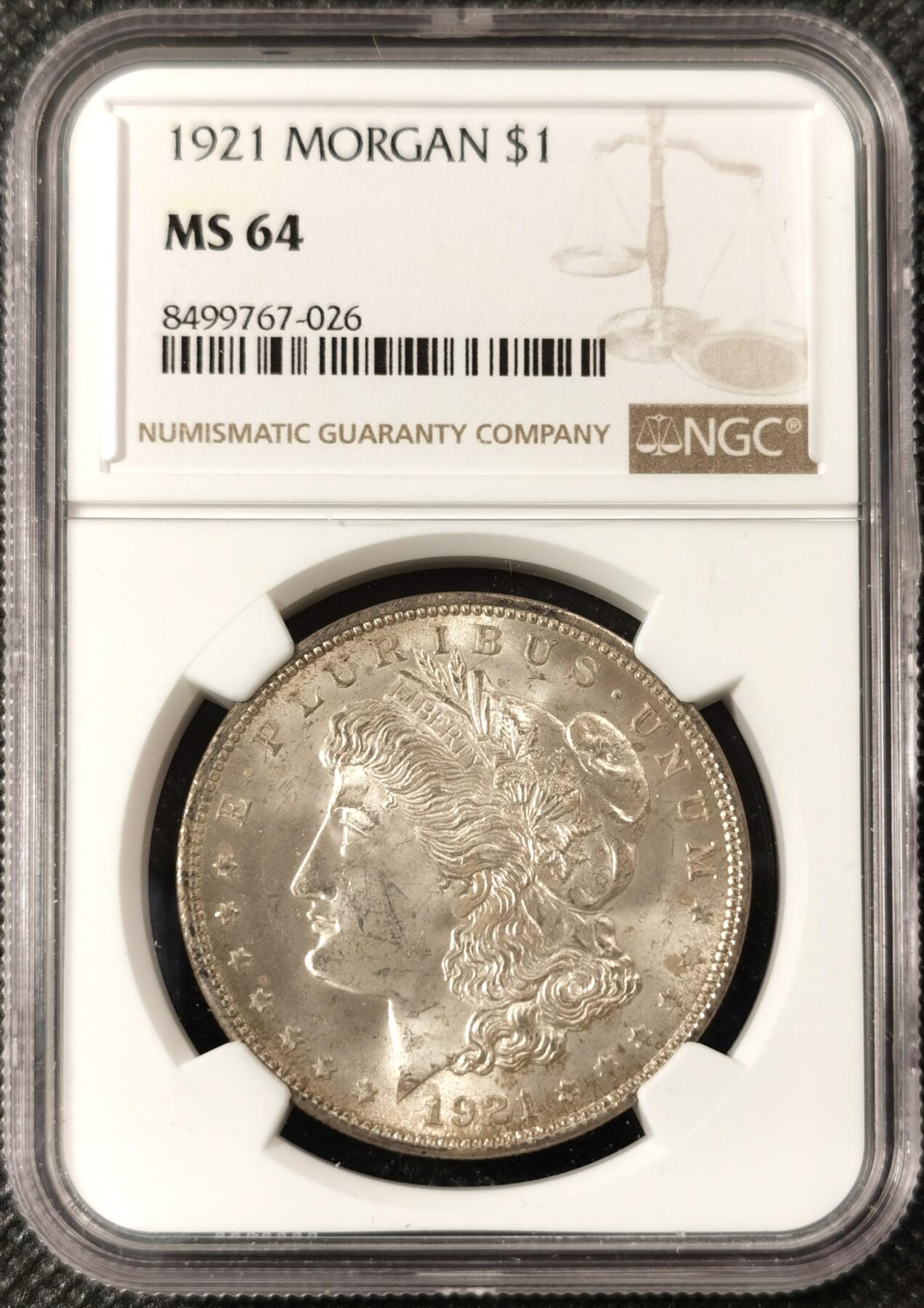  甄臻铺-美国银币专场-世界币章拍卖（第17期），送拍享返佣金等优惠多多 PCGS-MS64 1921年美国摩根银币，淡淡美式包浆