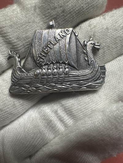 11.26散币、徽章专场 - 英产 SHETLAND 锡合金龙船胸针