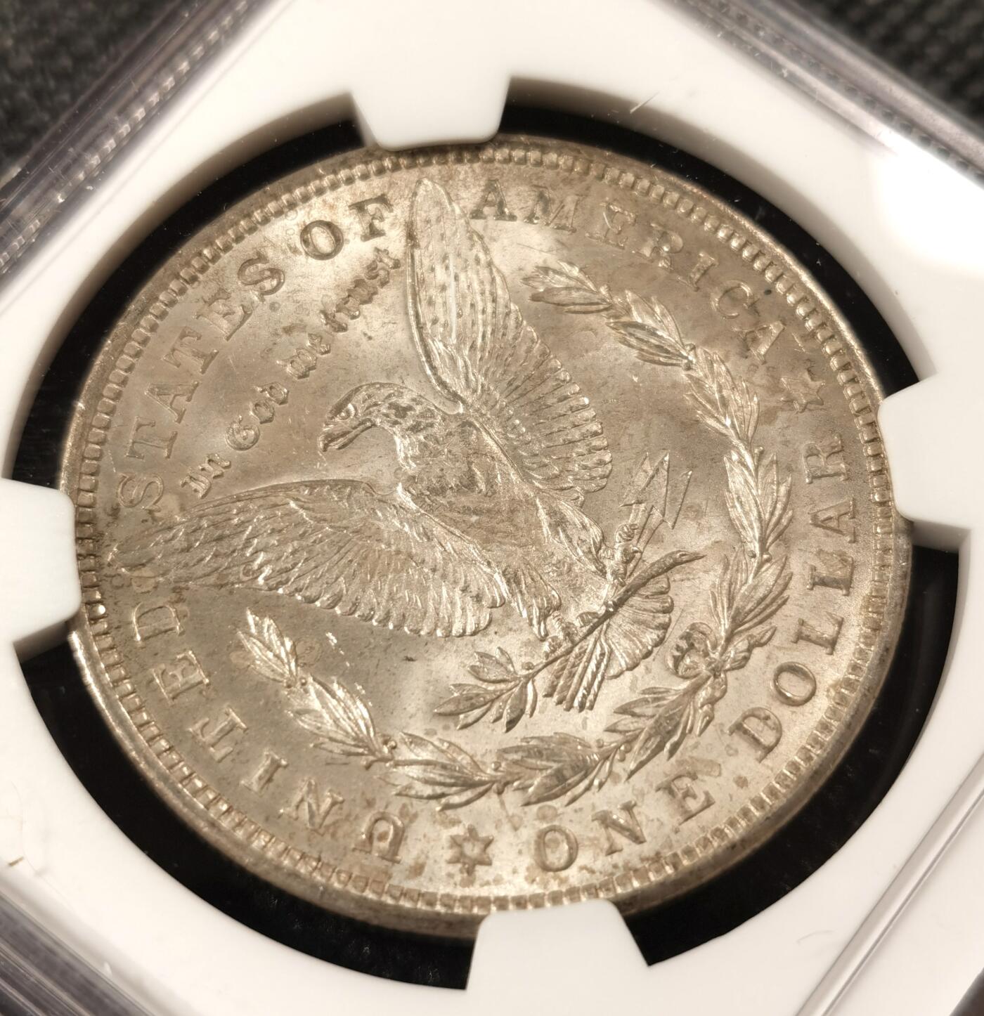  甄臻铺-美国银币专场-世界币章拍卖（第17期），送拍享返佣金等优惠多多 PCGS-MS64 1921年美国摩根银币，淡淡美式包浆