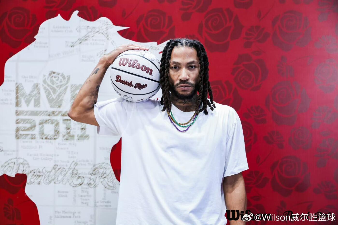 零元拍：  “风城玫瑰”德里克-罗斯签名Wilson威尔胜金标NBA用球，亲书“2008选秀第一顺位”！签于2025威尔胜“致胜瑰来”罗斯联名产品发布会！