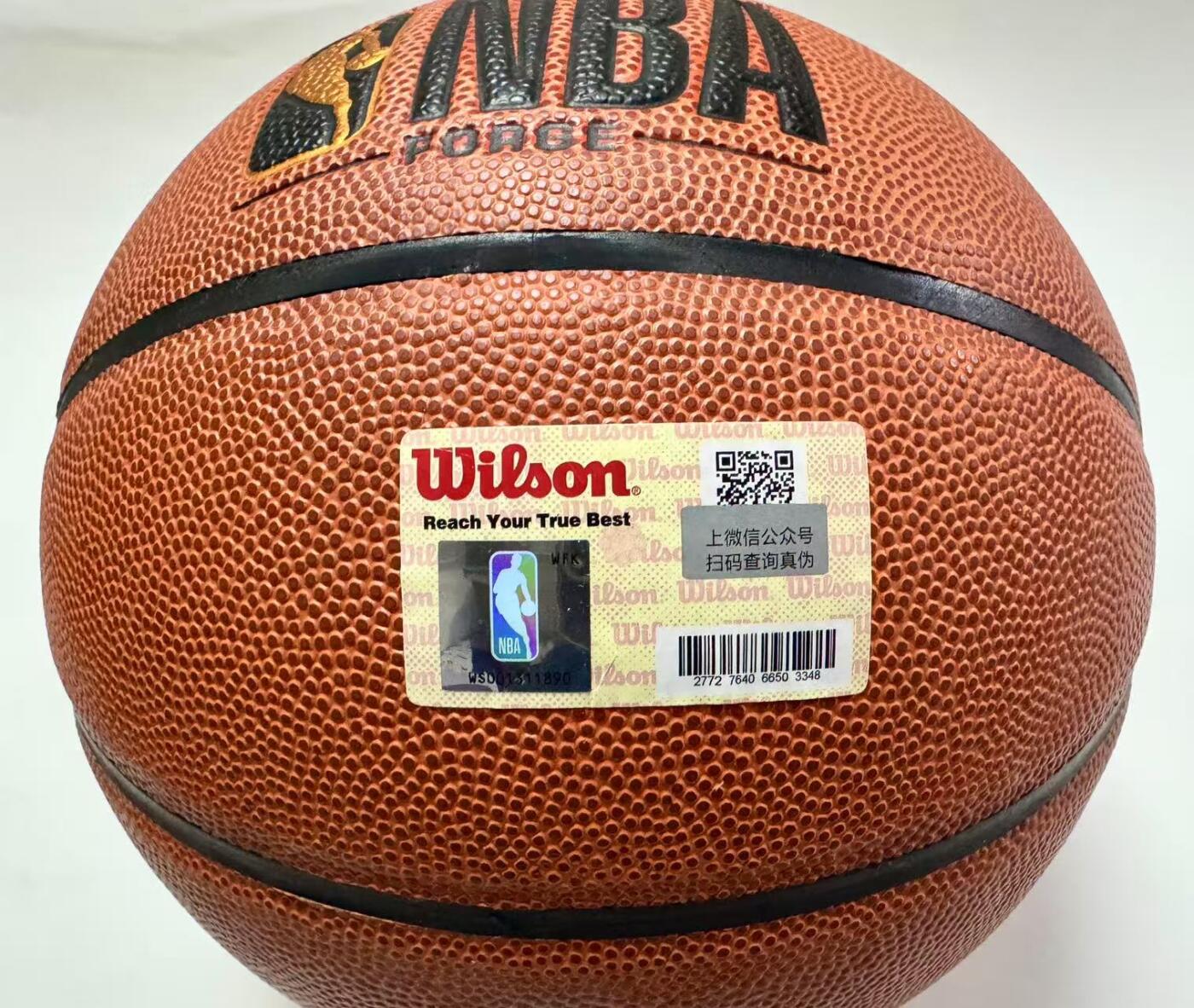 零元拍：  “风城玫瑰”德里克-罗斯签名Wilson威尔胜金标NBA用球，亲书“2008选秀第一顺位”！签于2025威尔胜“致胜瑰来”罗斯联名产品发布会！
