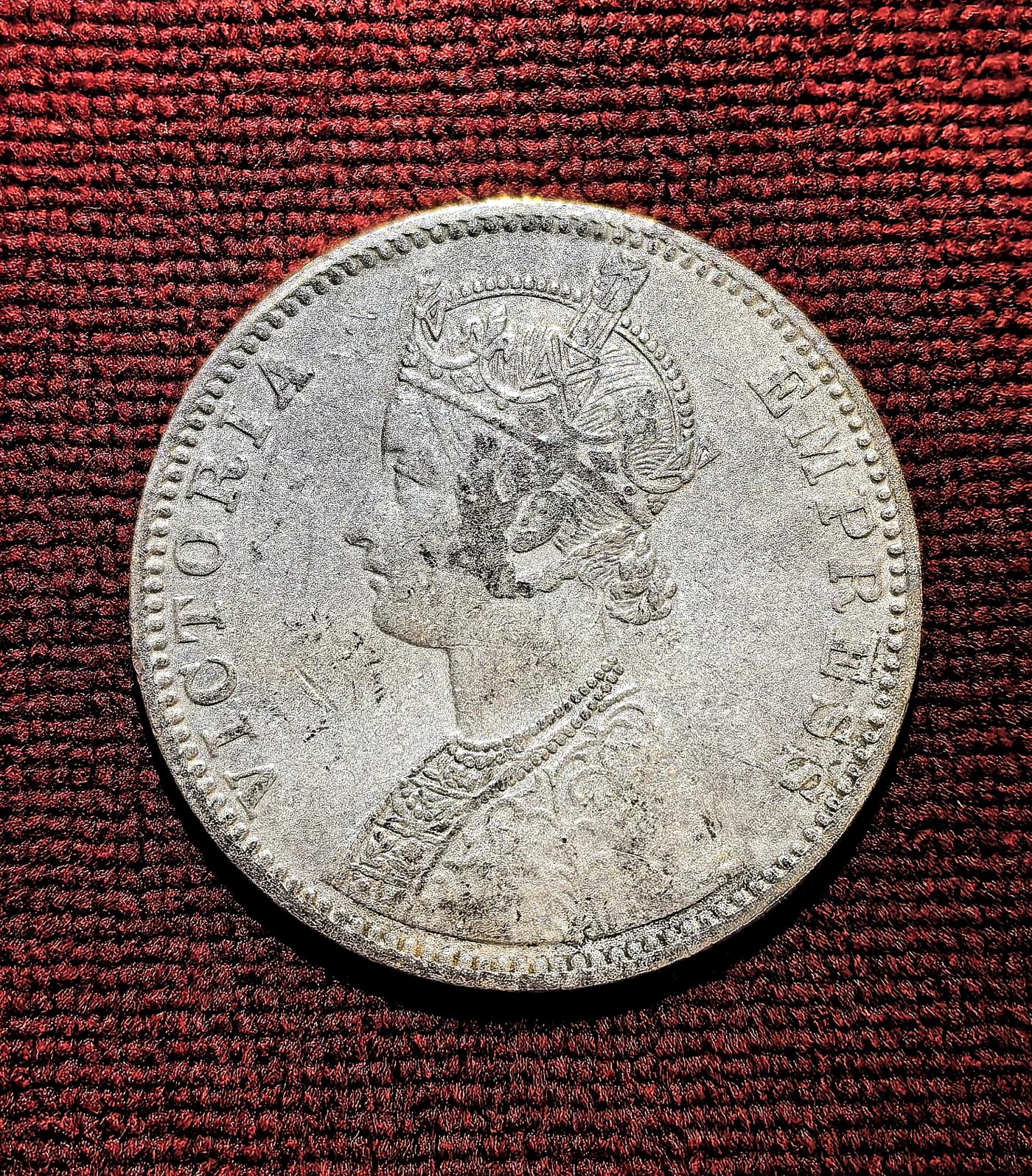 南宋泉阁俄币 外币 国币 专场第十期【送拍无额外佣金】 英国 英属印度 1900年 维多利亚1卢比银币 通货好品