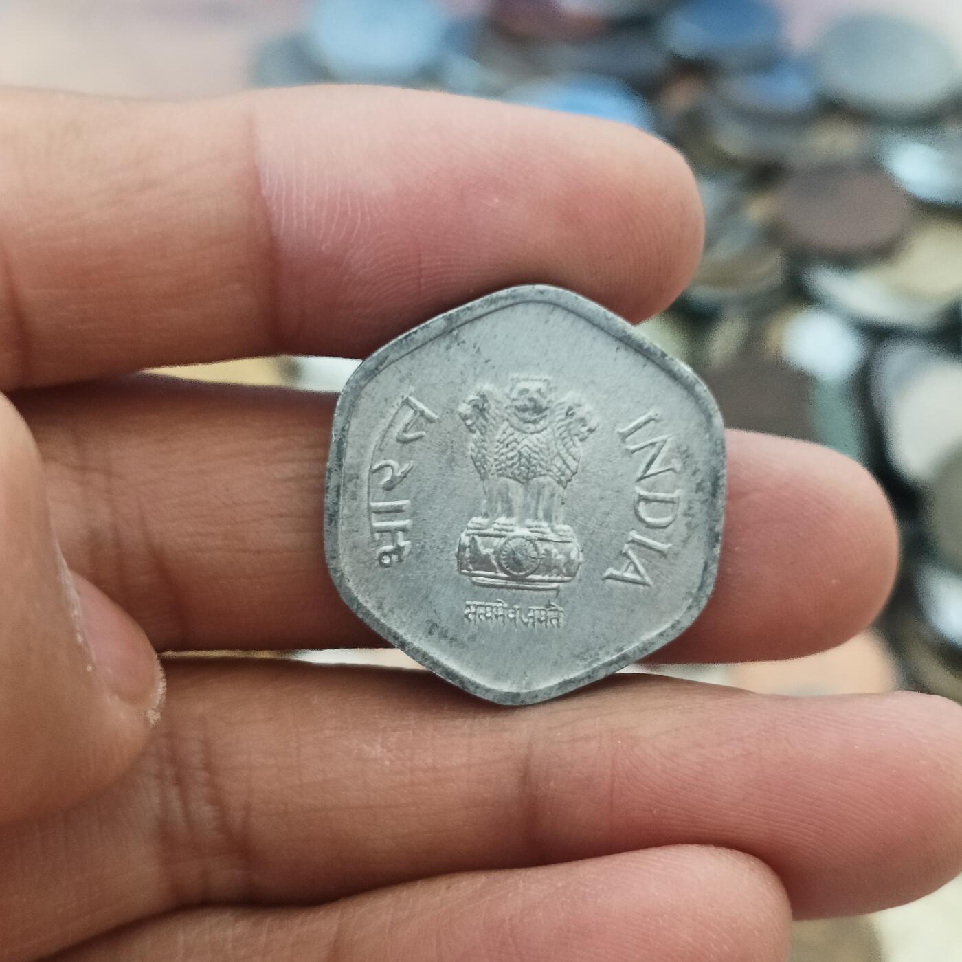 泡泡币外币第三十五场可代拍15038385335微信 印度二十分