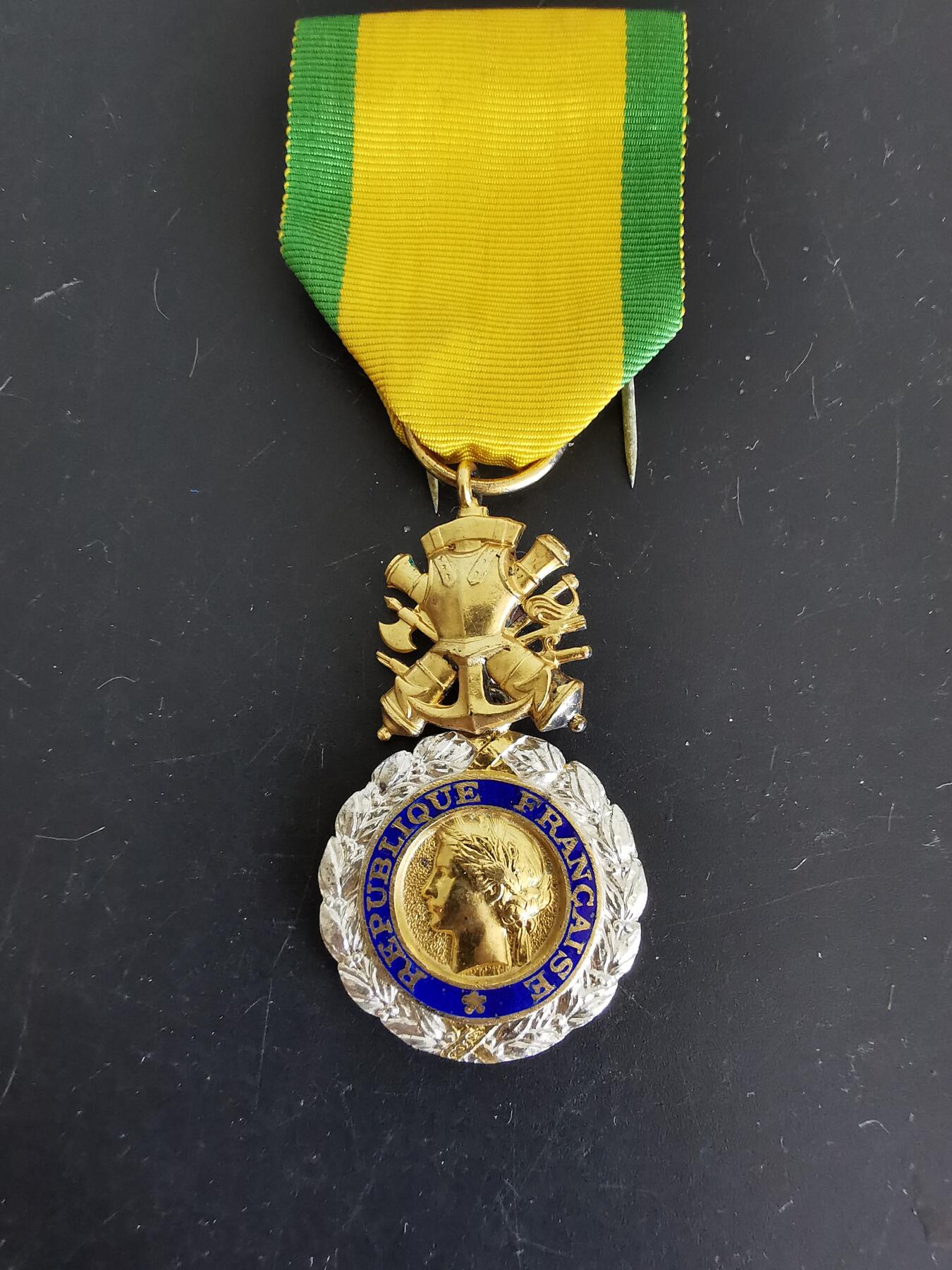 老王徽章第120期