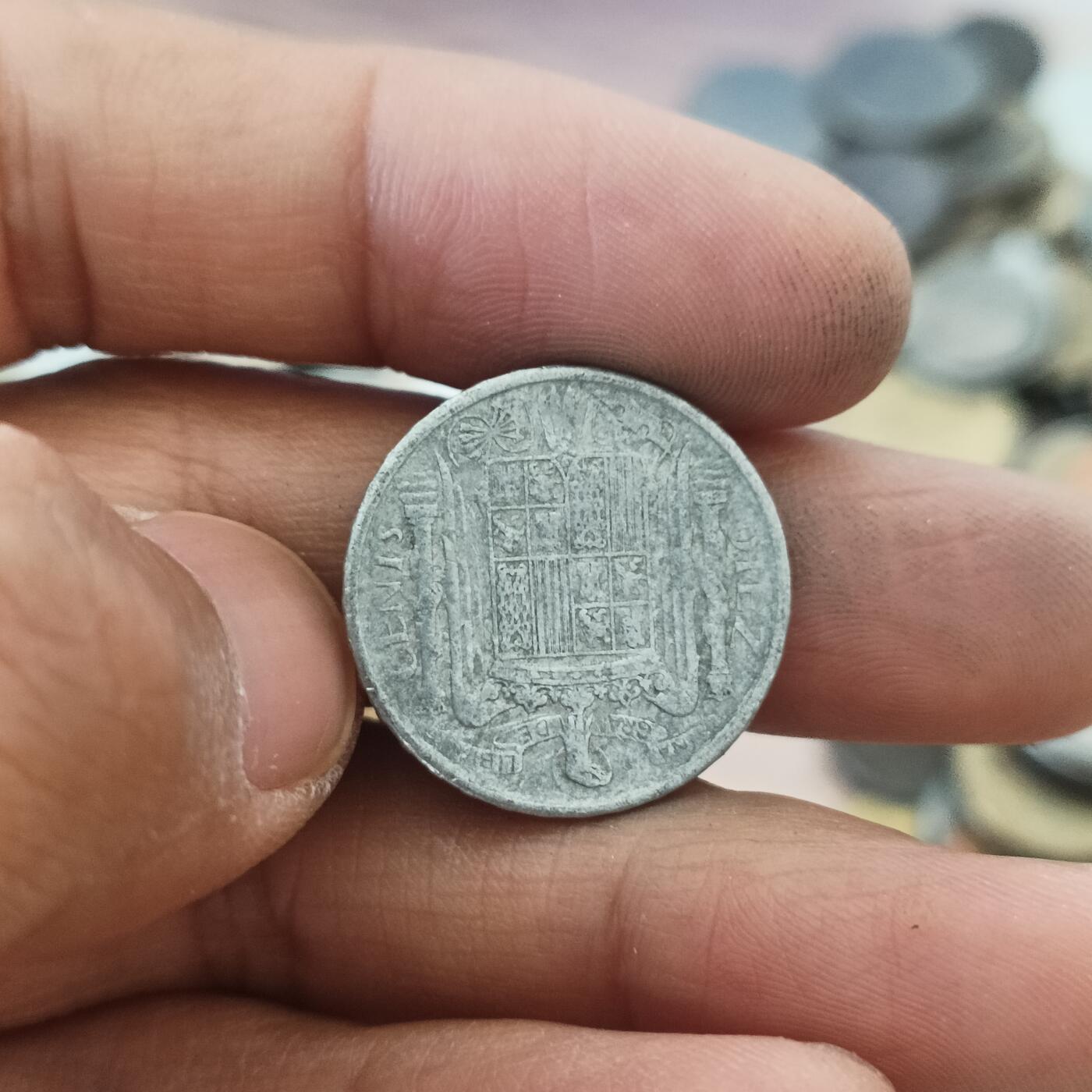 泡泡币外币第三十五场可代拍15038385335微信 西班牙十分