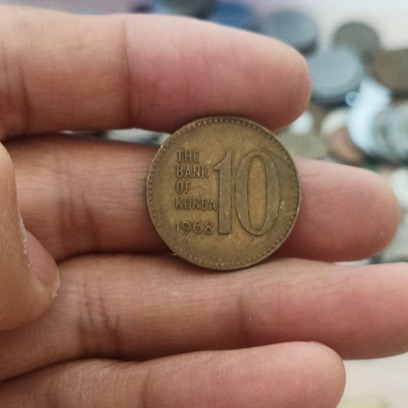 泡泡币外币第三十五场可代拍15038385335微信 韩国68年十元