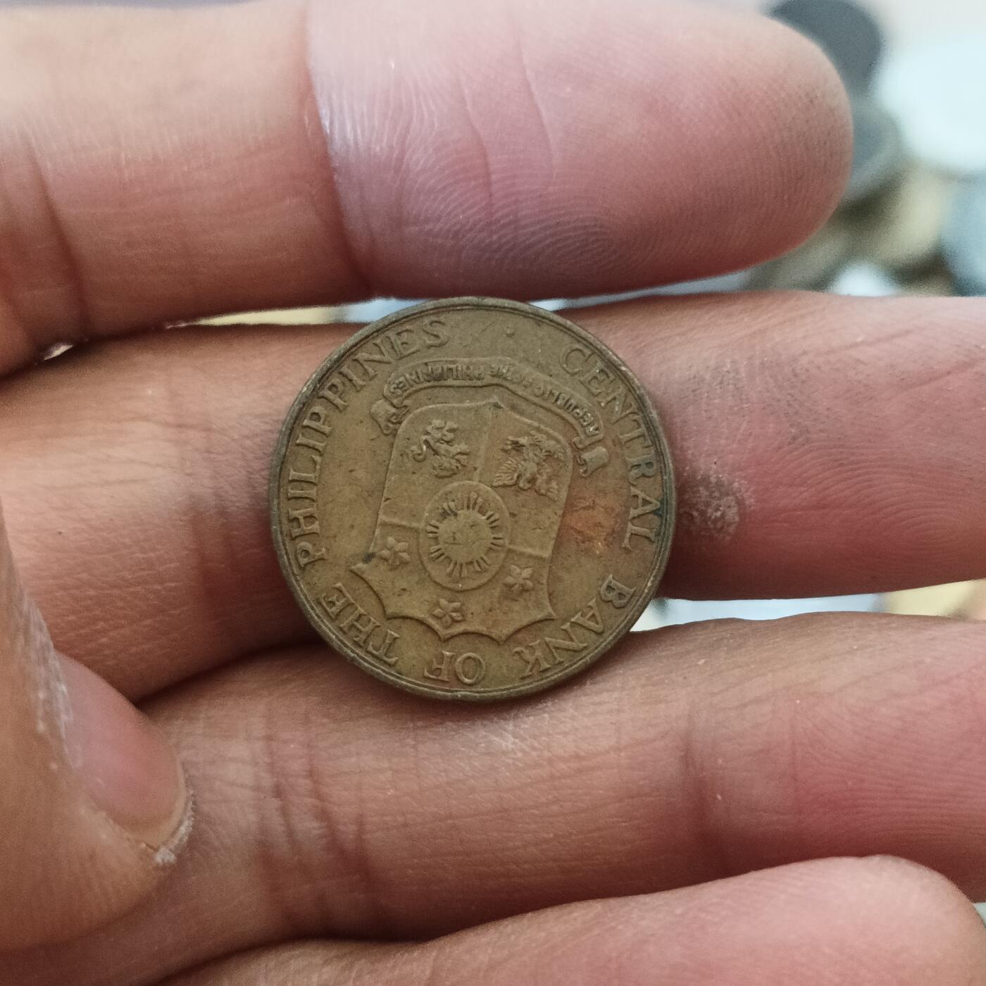 泡泡币外币第三十五场可代拍15038385335微信 菲律宾64年5分