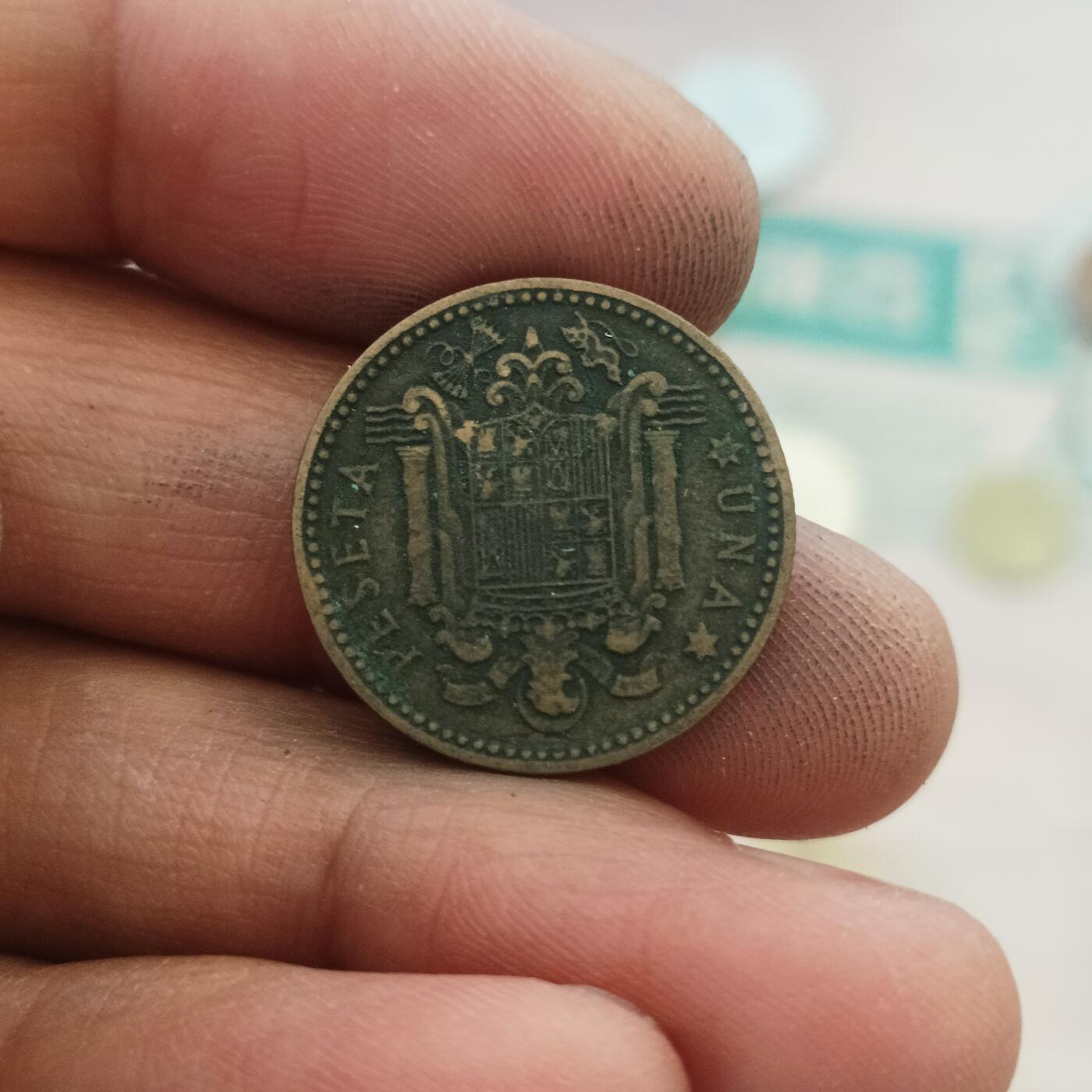 泡泡币外币第三十五场可代拍15038385335微信 西班牙47年一皮