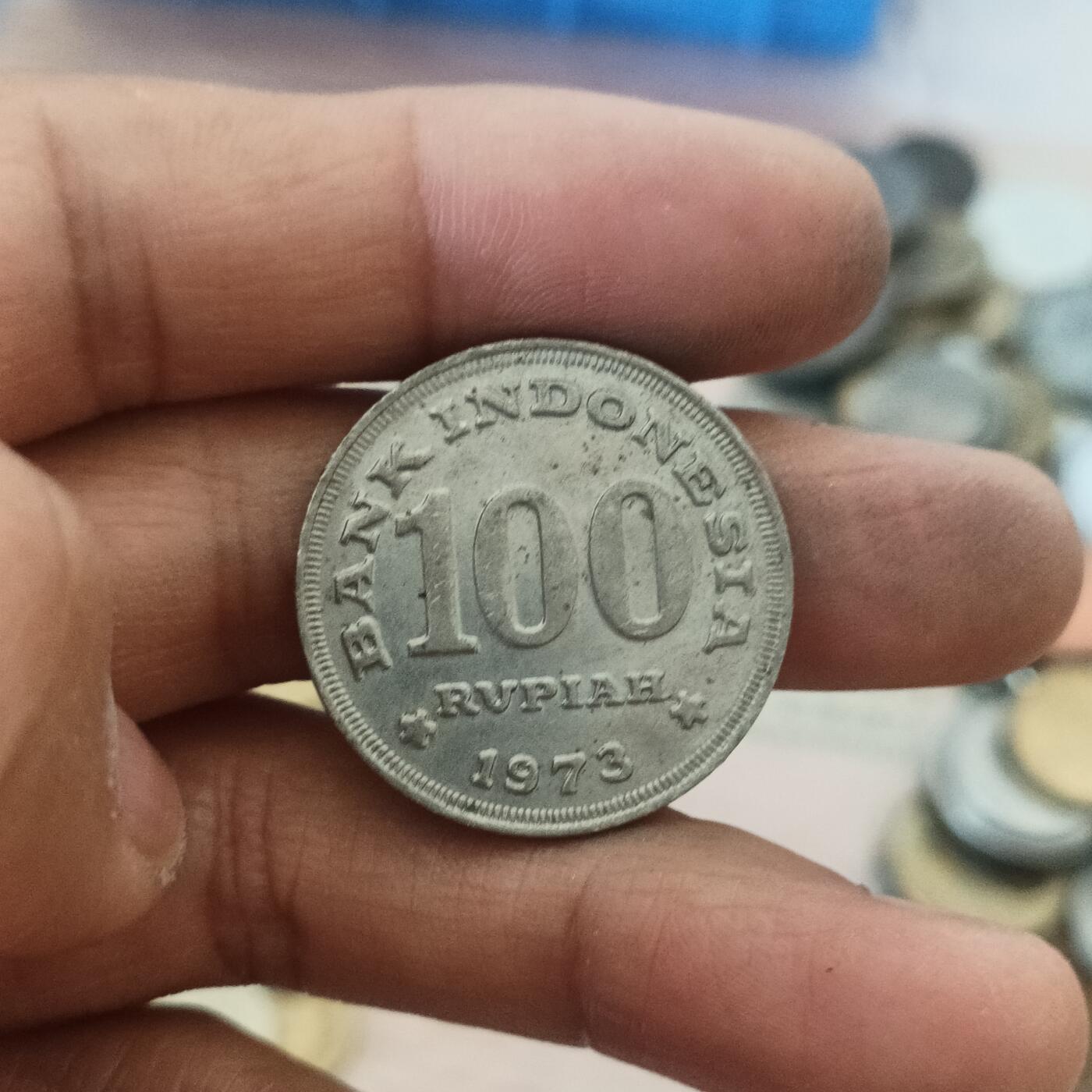 泡泡币外币第三十五场可代拍15038385335微信 印尼100卢比