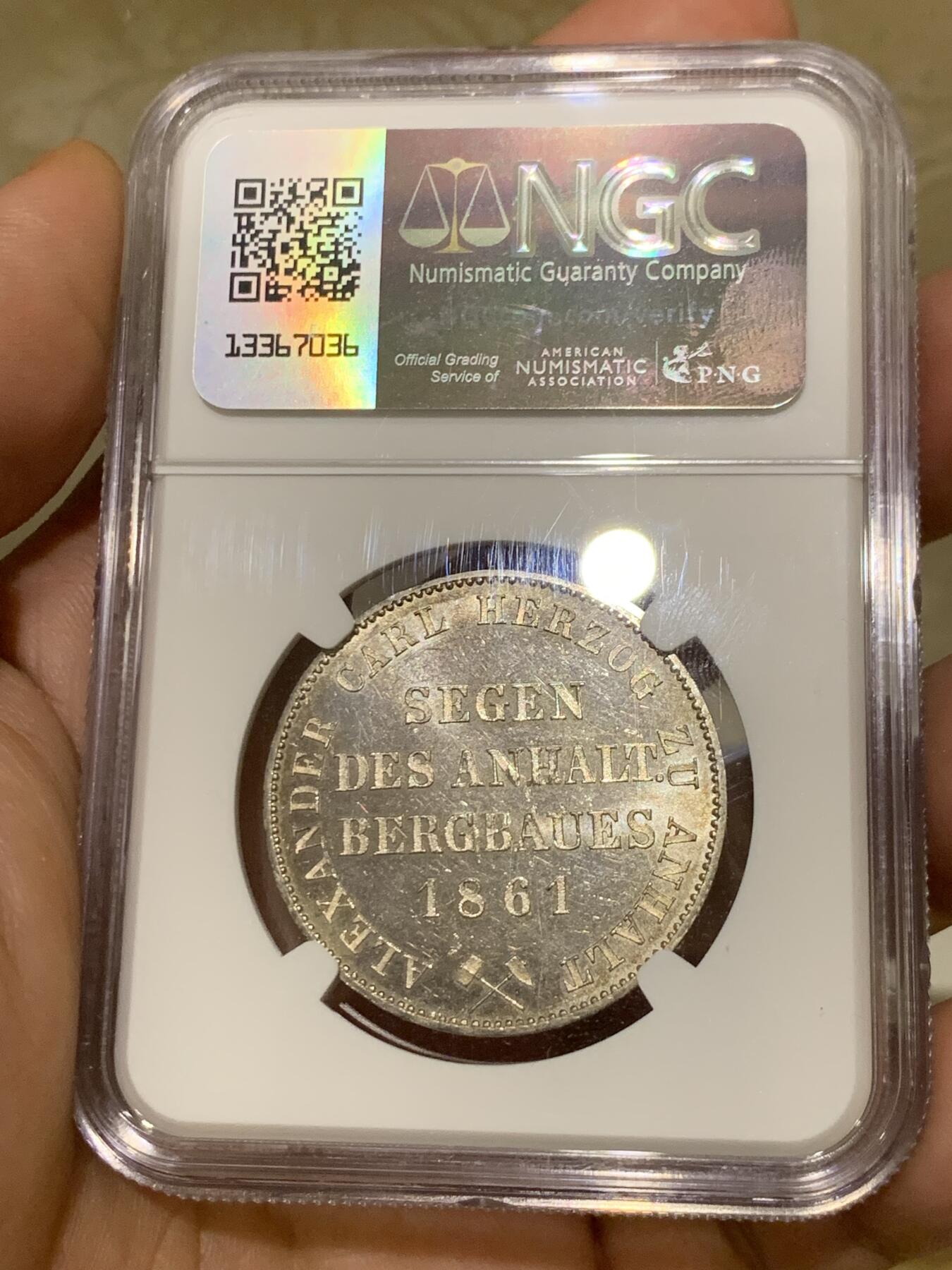 《竞宝斋》第382场 周日，周一，周二 3场连拍 （全场包邮） 冠军分 NGC MS63PL 德国 1861年 泰勒 安哈特矿业泰勒小熊爬墙 银币 发行量最少的年份 流通充分 PL 品相难得一见