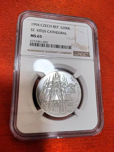 长老汇蛇年精选第十二场拍卖 1994捷克圣维塔大教堂200克朗银币，NGC MS65，更高5枚