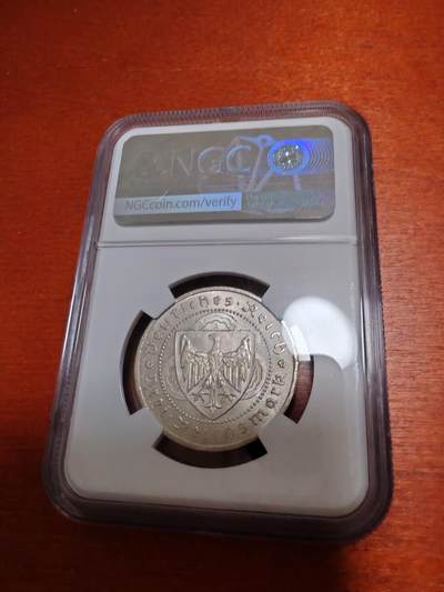 长老汇蛇年精选第十二场拍卖  1930A德国威玛纪念游吟诗人沃尔特·福格尔瓦特3马克银币，NGC MS64分，季军分，克书MS63分标价250美金