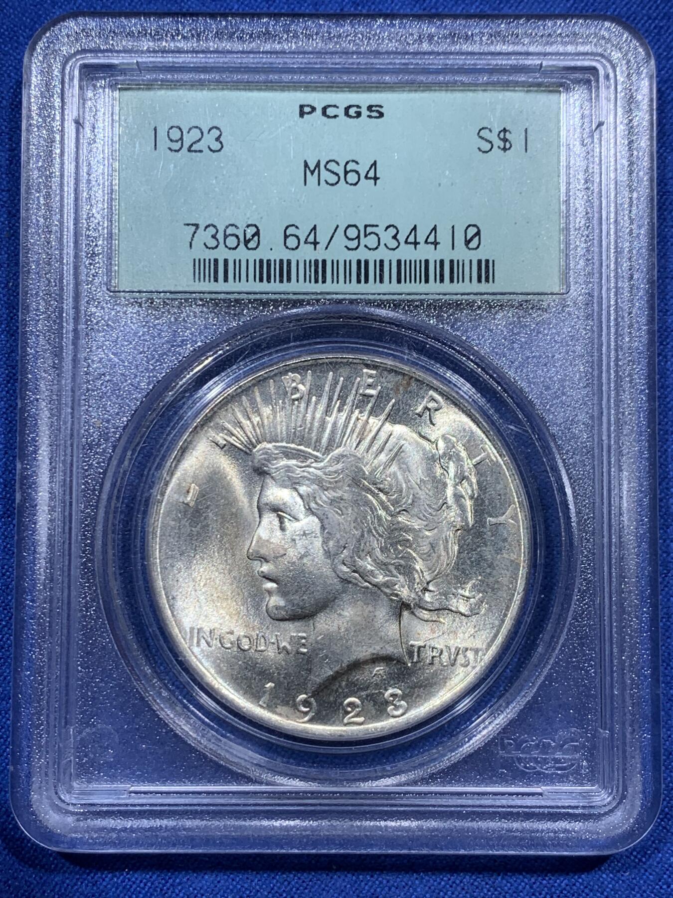 《竞宝斋》第382场 周日，周一，周二 3场连拍 （全场包邮） PCGS MS64 美国1923和平1美元银币 霜光强烈的老绿盒 