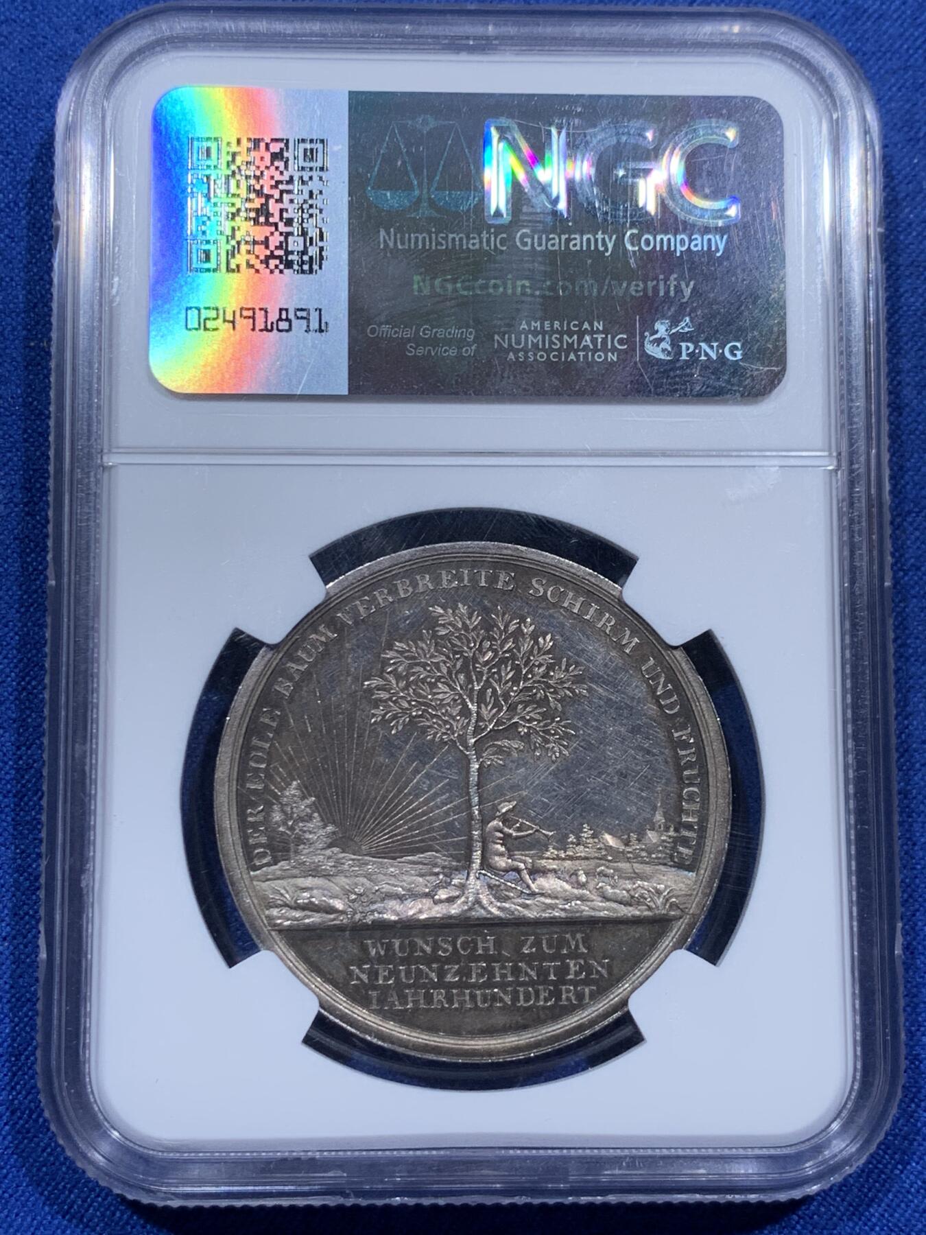 《竞宝斋》第382场 周日，周一，周二 3场连拍 （全场包邮） NGC UNC 德国1799年新世纪美好祝愿银章 纪念时光飞逝未来可期 名家Loos作品 PL底板 五彩包浆 精美迷人