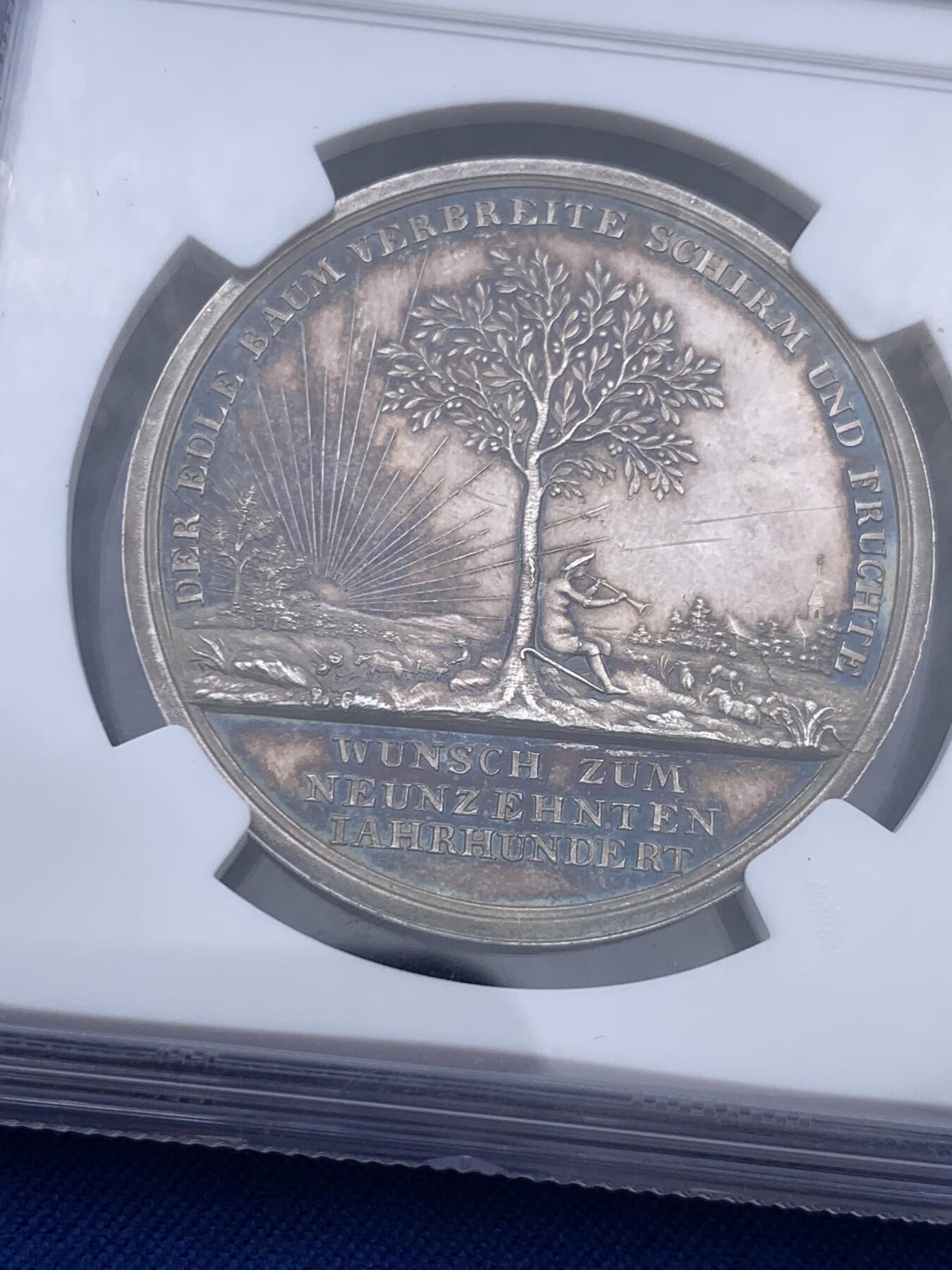 《竞宝斋》第382场 周日，周一，周二 3场连拍 （全场包邮） NGC UNC 德国1799年新世纪美好祝愿银章 纪念时光飞逝未来可期 名家Loos作品 PL底板 五彩包浆 精美迷人