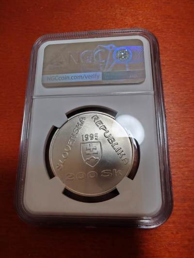 长老汇蛇年精选第十二场拍卖 1995 斯洛伐克布拉迪斯拉发有轨电车200克朗银币，NGC MS66分，季军分，更高分3枚