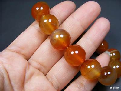 玉石翡翠玛瑙｜拍卖专场 老西亚柿子红缠丝玛瑙手串｜尺寸1.3cm