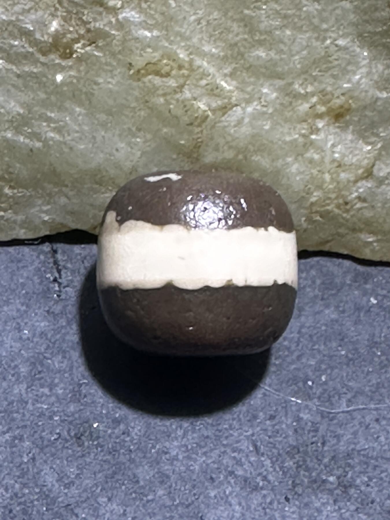 精品藏传一线玛瑙天珠一颗，，