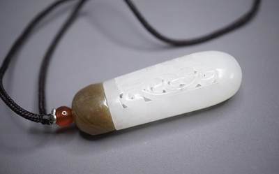 玉石翡翠玛瑙｜拍卖专场 明清风｜苏工和田玉香囊挂件