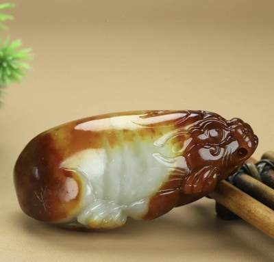 玉石翡翠玛瑙｜拍卖专场 和田玉红油皮招财貔貅手把件｜配国检证书