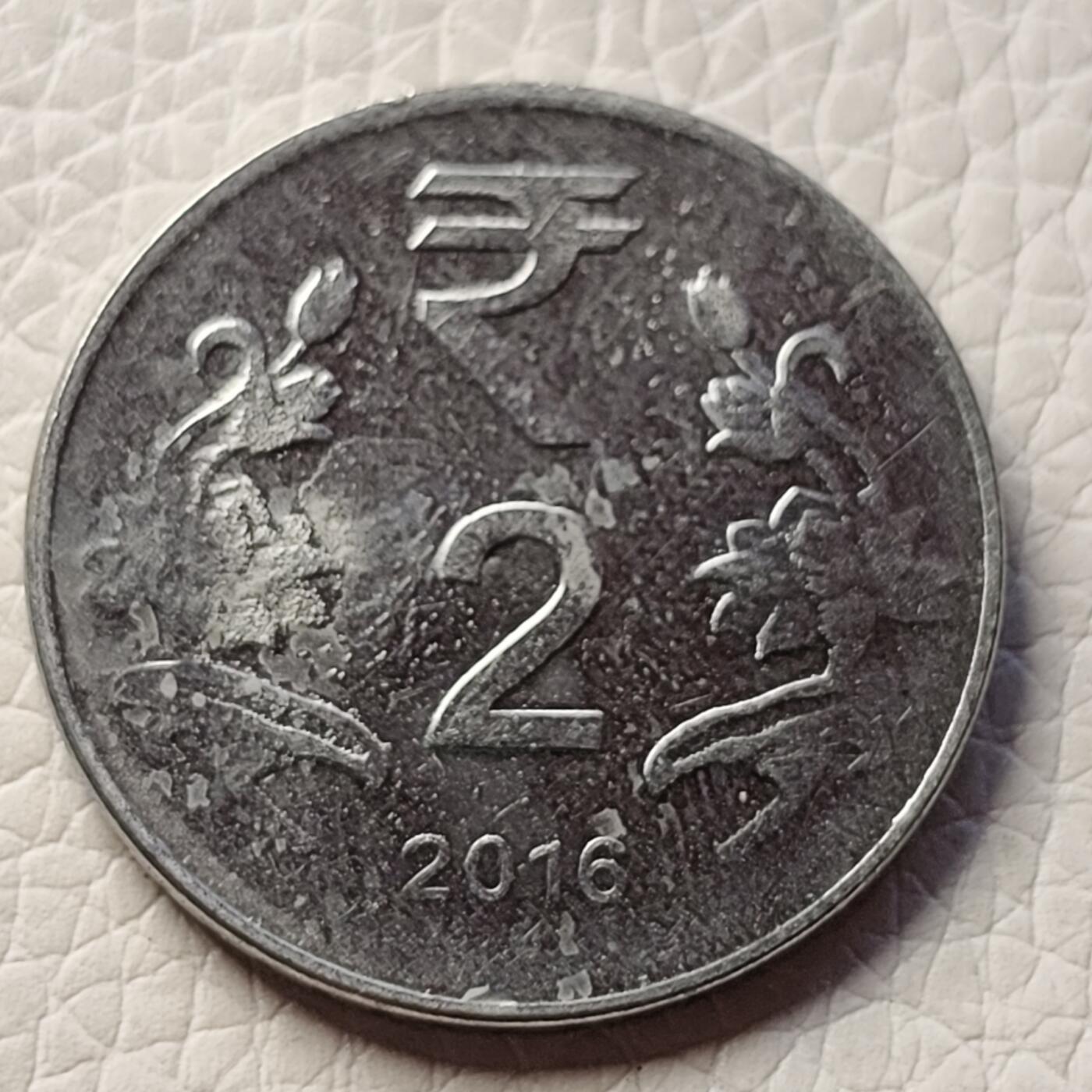 泉币菌-第27场-中外散币乐园 印度2016年2卢比 阿育王狮子柱头 B厂 不锈钢币 外国硬币 25mm