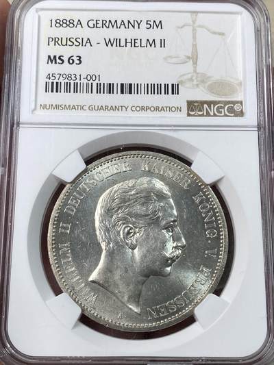万国钱币拍卖第047期（万国端午大拍） - NGC MS63 1888年德国三皇之年威廉二世短翅流通5马克 单年发行且流通充分的短翅品种 因此未流通高分非常难得 三皇系列收藏中不可或缺的一枚 超强十字转光
