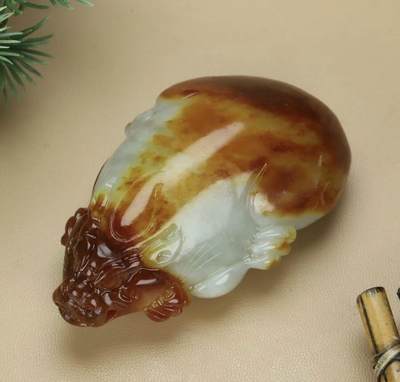 玉石翡翠玛瑙｜拍卖专场 和田玉红油皮招财貔貅手把件｜配国检证书