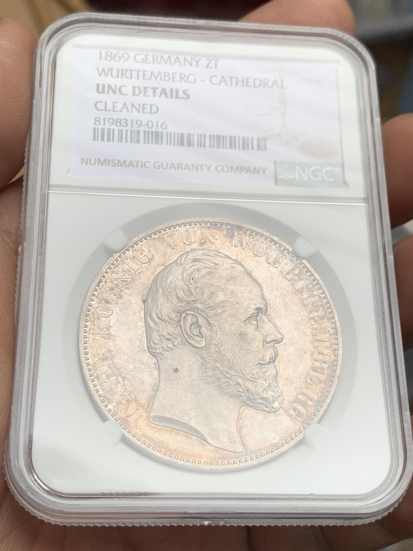 《竞宝斋》第383场 周日，周一，周二 3场连拍 （全场包邮） NGC UNC 德国 1869年 符腾堡教堂 2泰勒大银币 整体包浆底板都不错 热门品种 37大银币手感极好