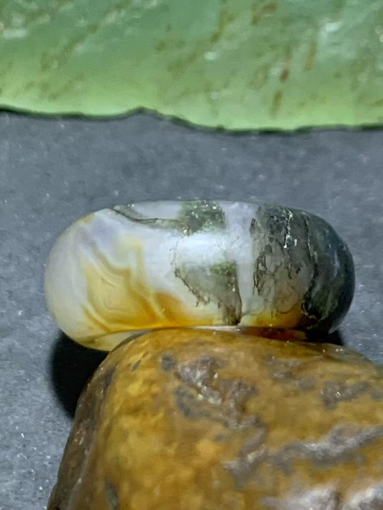 天然冰透亚光高玉化多彩水草玛瑙通货跑环（卡环)一个